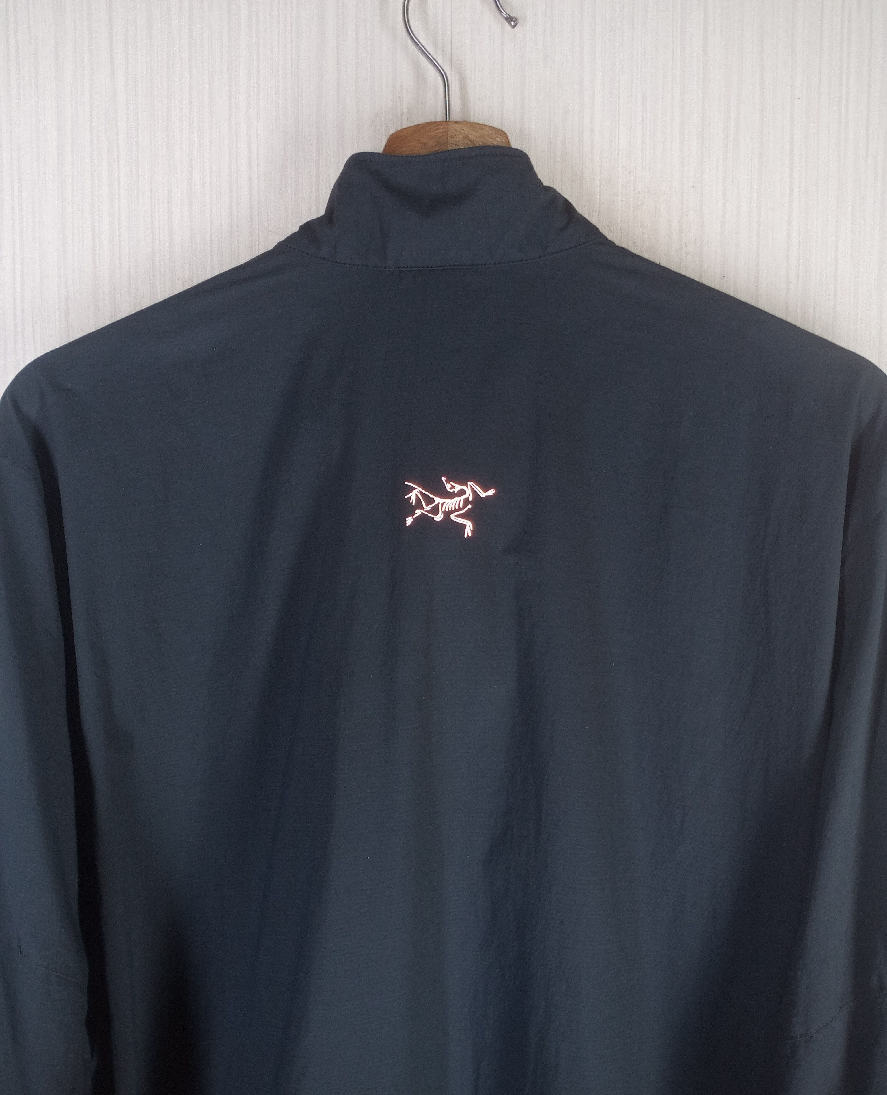 Arc'teryx Rare Vintage Arc'terys Reflect Logo Light Jacket Size US L / EU 52-54 / 3 - 8 Thumbnail