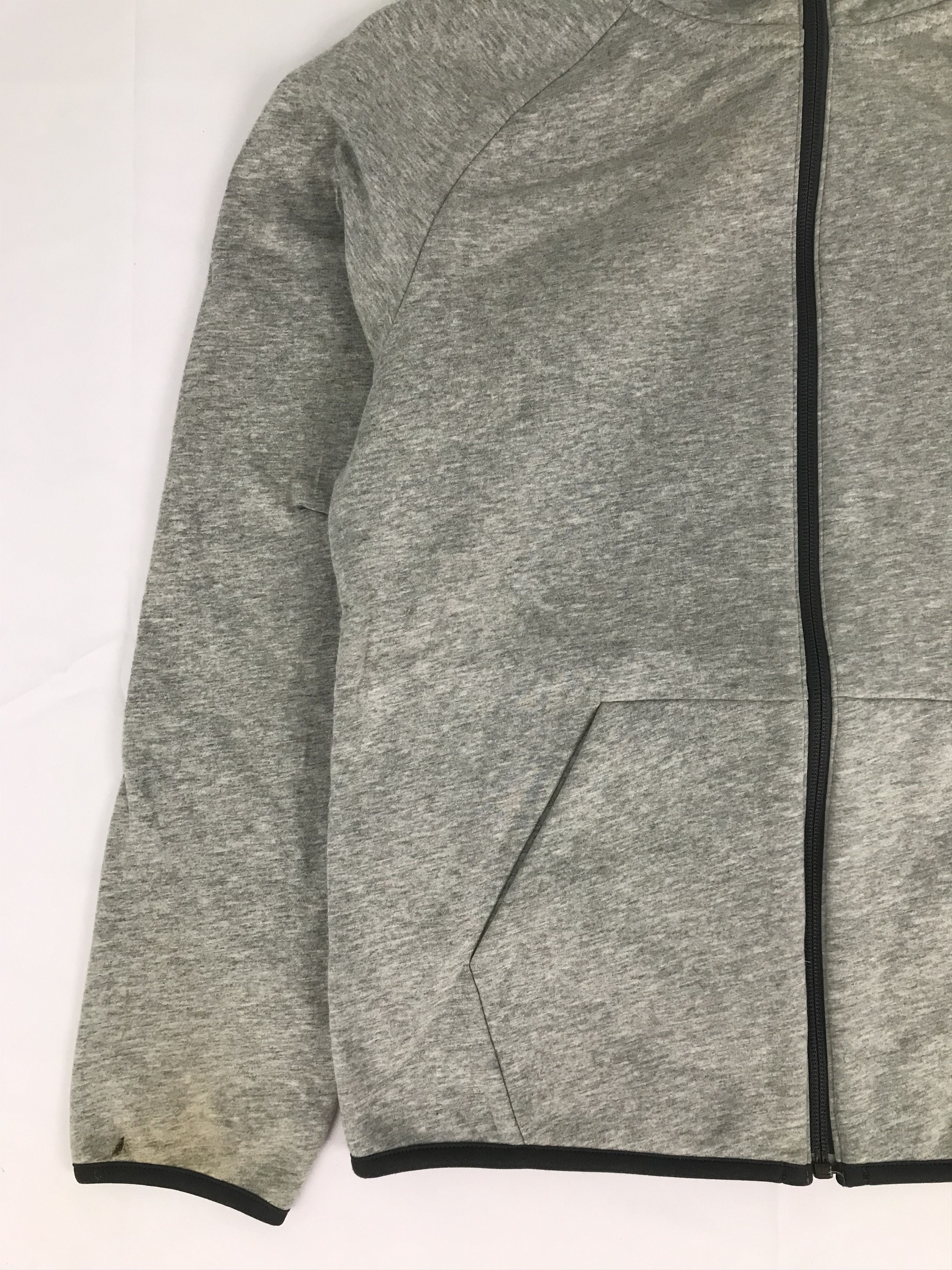 Uniqlo Original Uniqlo Sweater Size US S / EU 44-46 / 1 - 3 Thumbnail