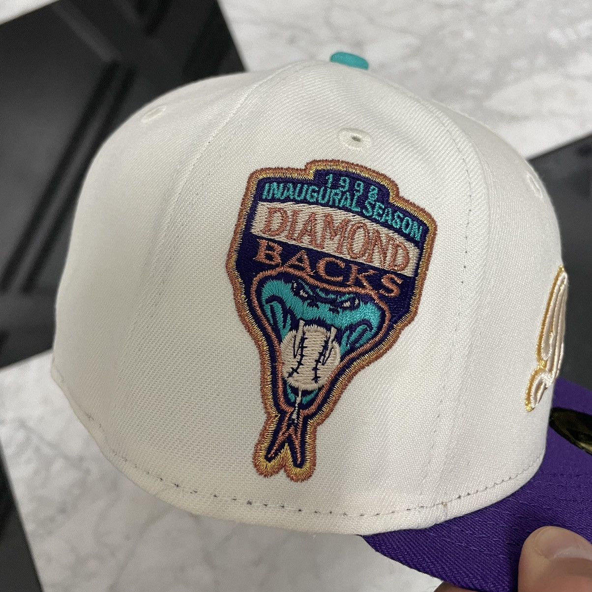 New Era 🔥 Exclusive Diamondbacks fitted side 7 metallic stitching Size ONE SIZE - 3 Thumbnail