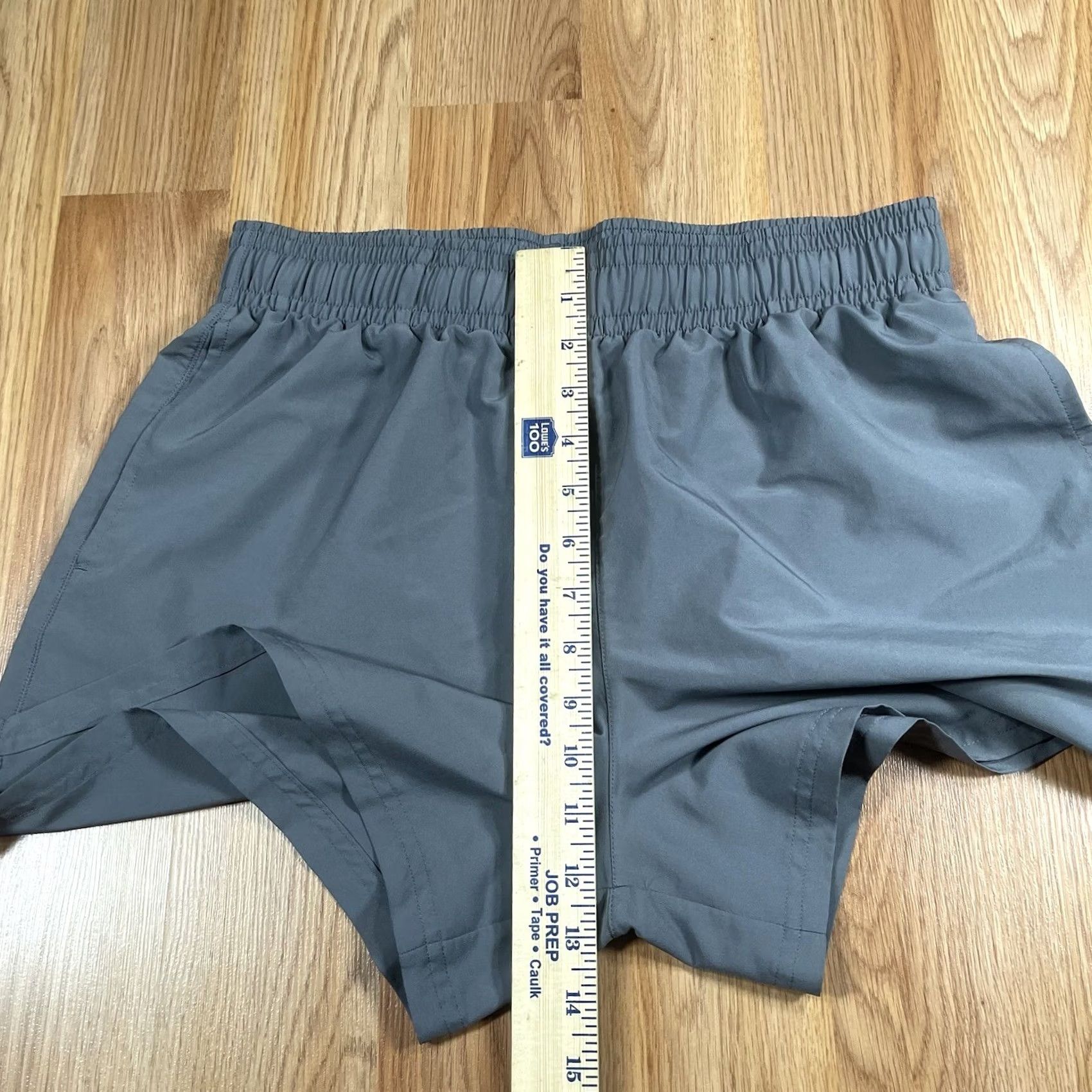 Under Armour Under Armour Shorts Womens Medium Gray Athletic Running Cross Training Size 32" / US 10 / IT 46 - 6 Thumbnail