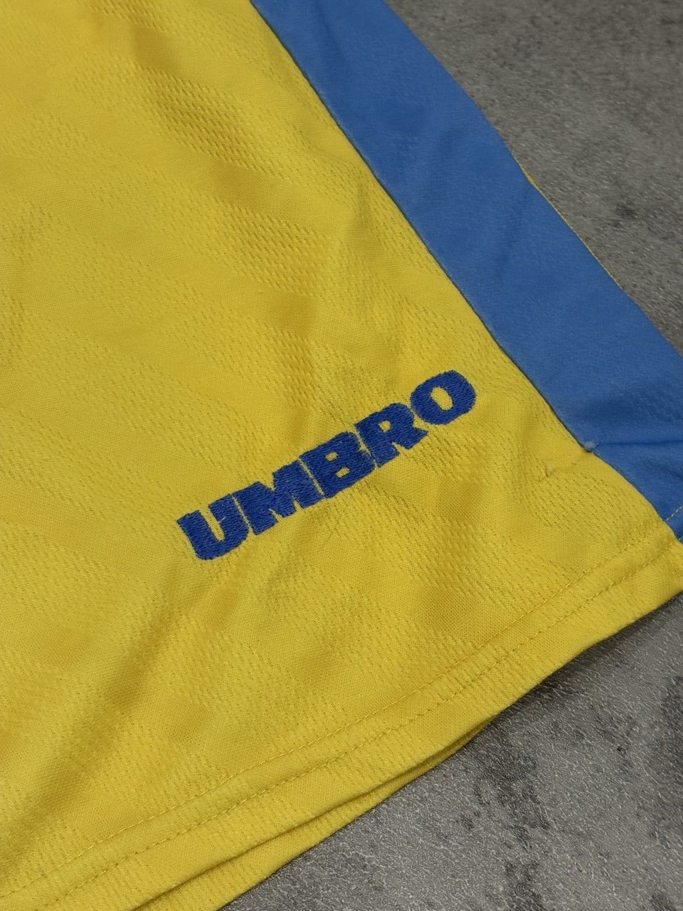 Umbro Vintage Umbro Chelsea 1996/97 Away Football Shorts Size US 32 / EU 48 - 7 Thumbnail