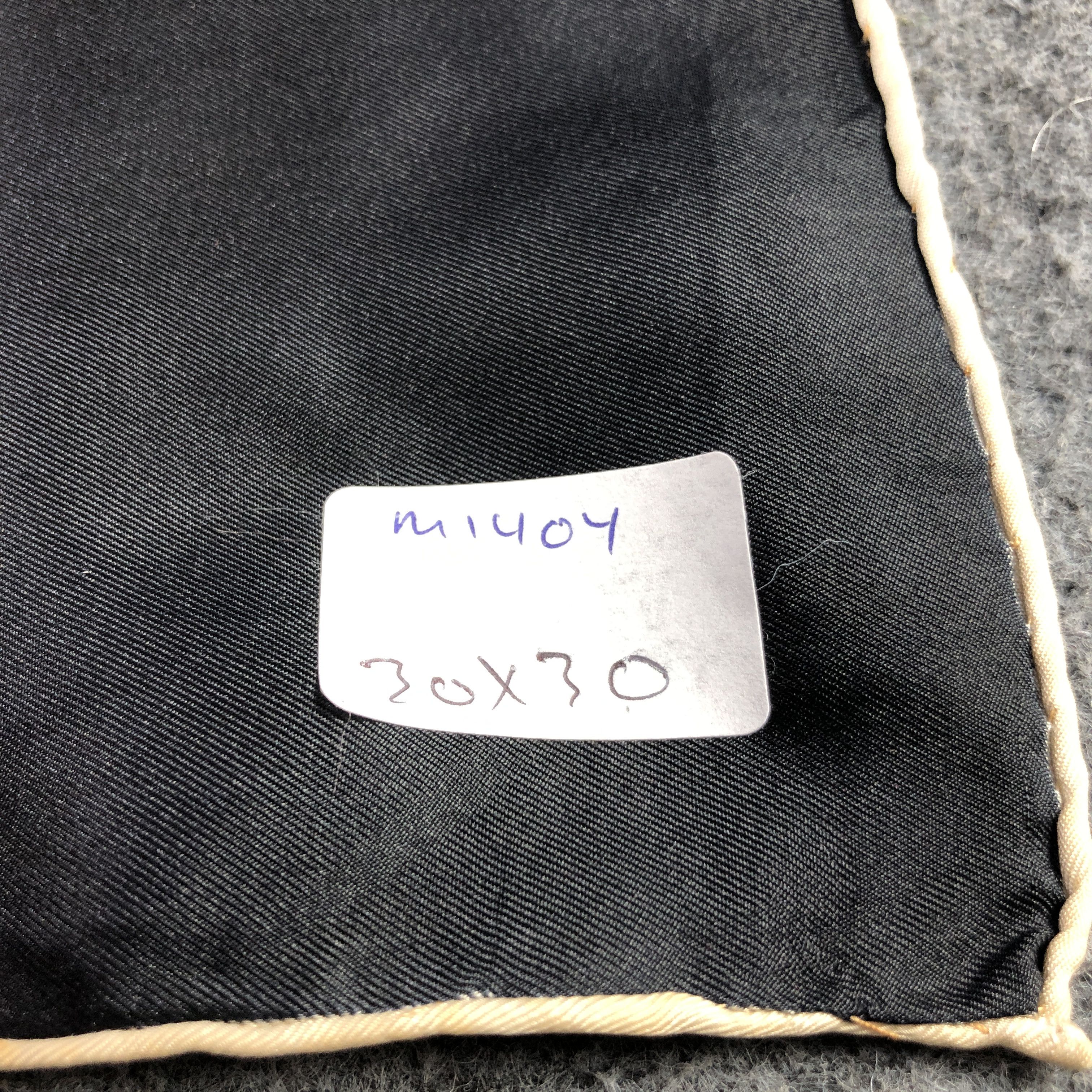 Vintage Pierre Baccara Hand Rolled Silk Scarf M1404 Size ONE SIZE - 11 Thumbnail