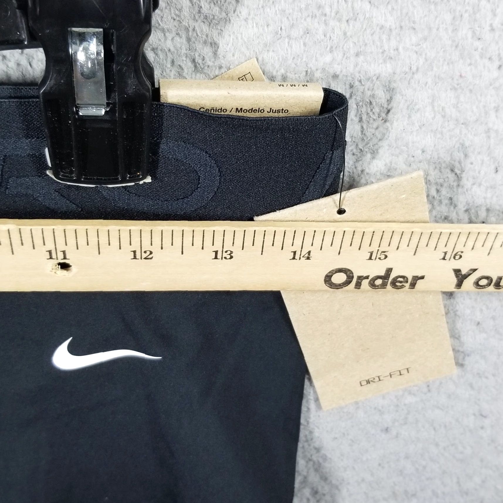 Nike Nike Pro Women's Mid-Rise 3" Shorts Medium Black FN3136-010 Pro Nike shorts Rise Mid 3" Women's Medium Black FN3136-010 Size 32" / US 10 / IT 46 - 3 Thumbnail