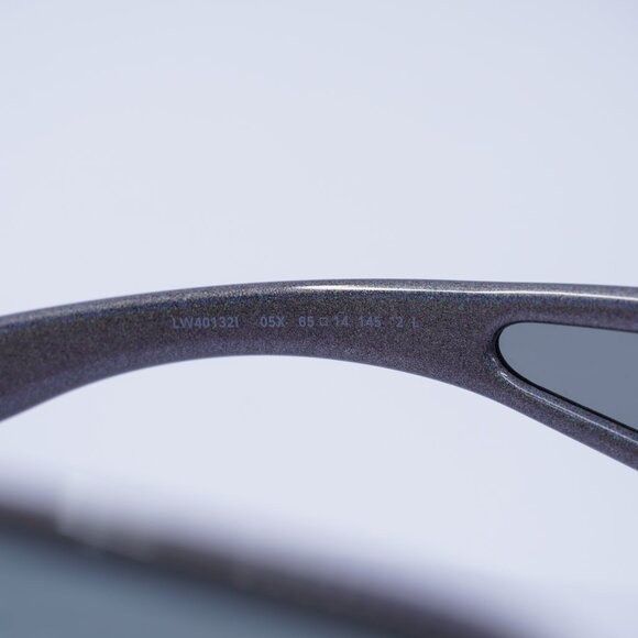 Loewe Loewe LW40132I 05X Sunglasses Shiny Metallic Grey Aviator Size ONE SIZE - 7 Thumbnail