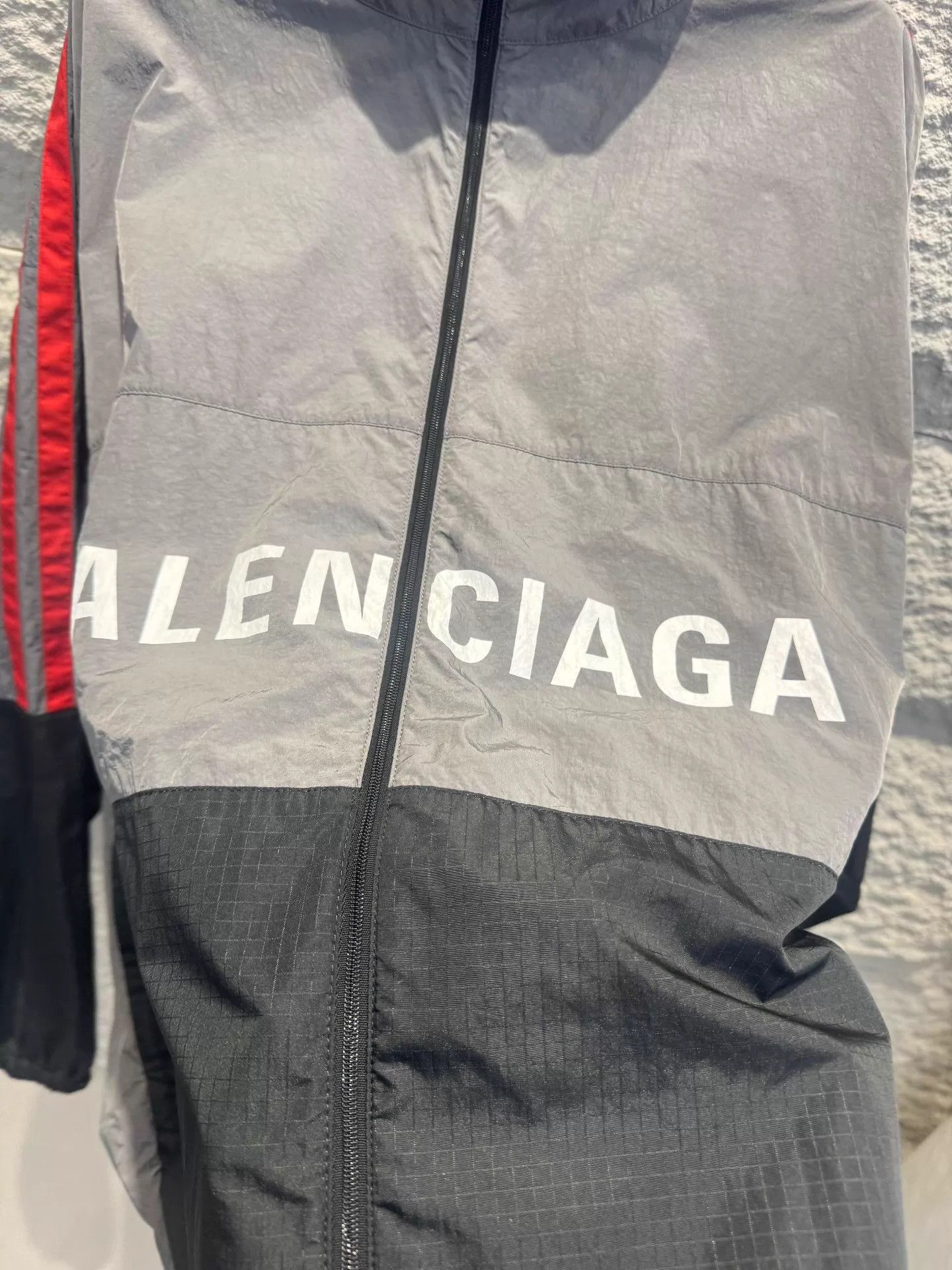 Balenciaga Balenciaga Men's G-B-R Colorblocked Nylon Logo Jacket 50 Size US M / EU 48-50 / 2 - 2 Thumbnail
