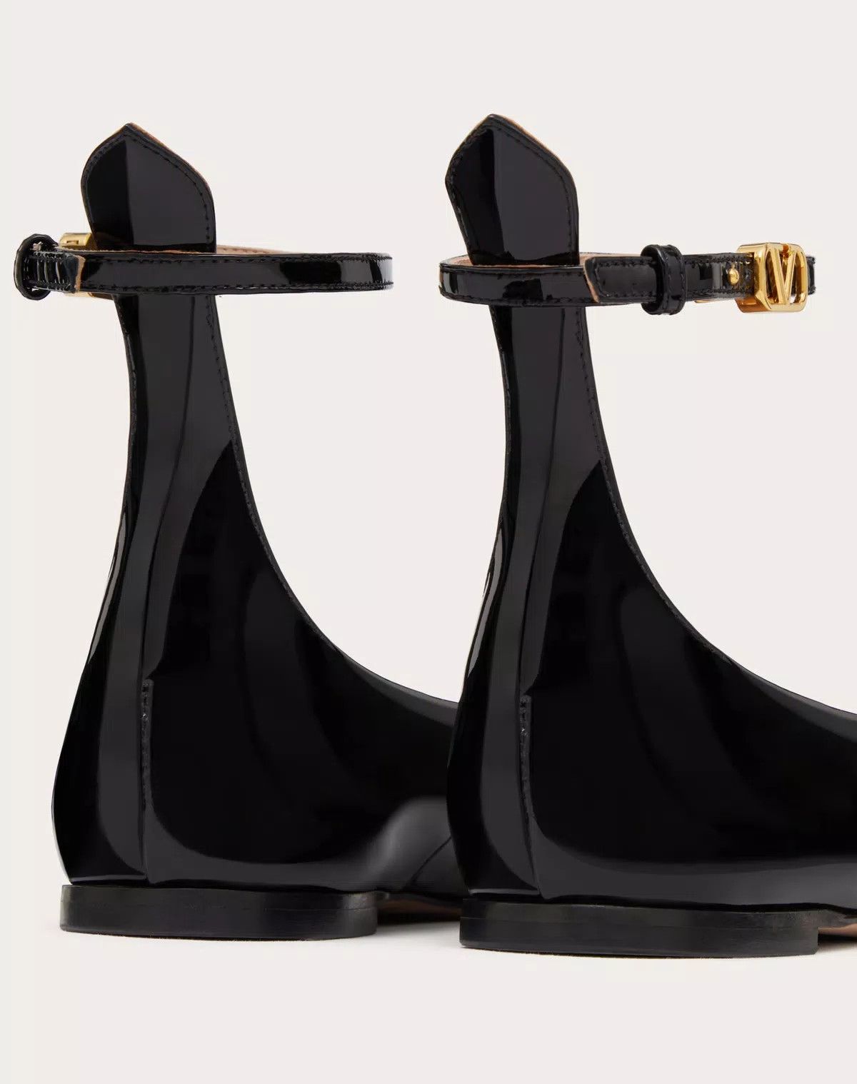 Valentino o1s1wg110426 Tan-Go Patent Leather Ballerina in Black Size US 6.5 / IT 36.5 - 5 Thumbnail