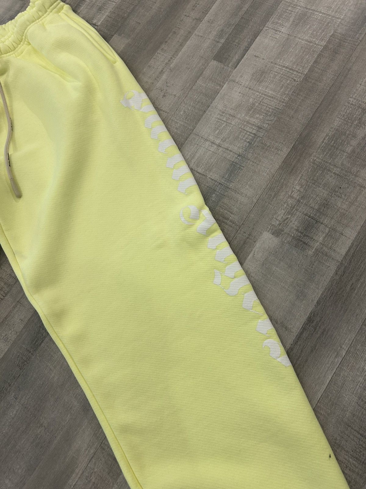 Palm Angels Palm Angels GD Logo Sweatpants Size US 32 / EU 48 - 2 Thumbnail