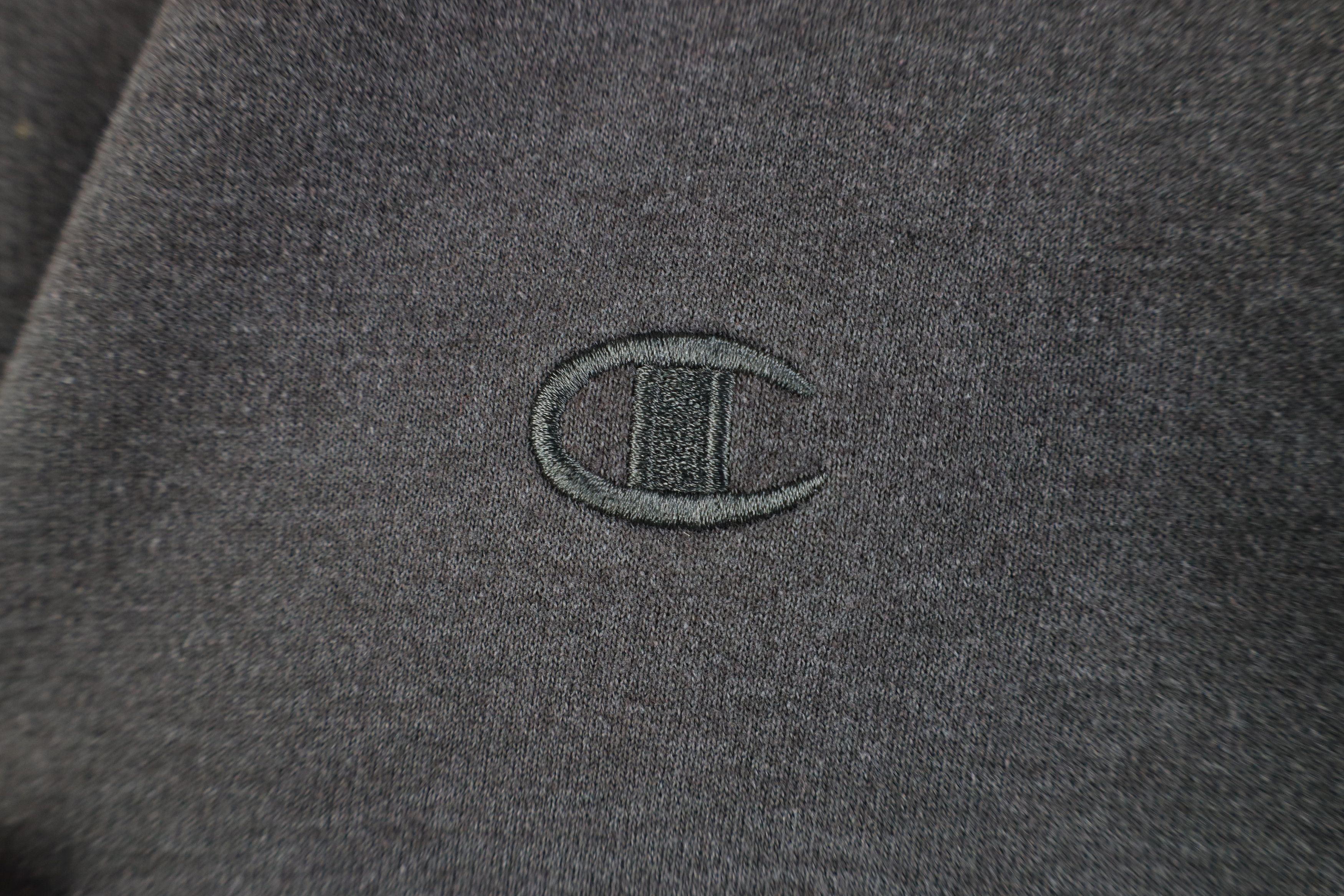 Champion Vintage Y2K Champion Monochrome Crewneck Sweatshirt Gray Size US M / EU 48-50 / 2 - 4 Thumbnail