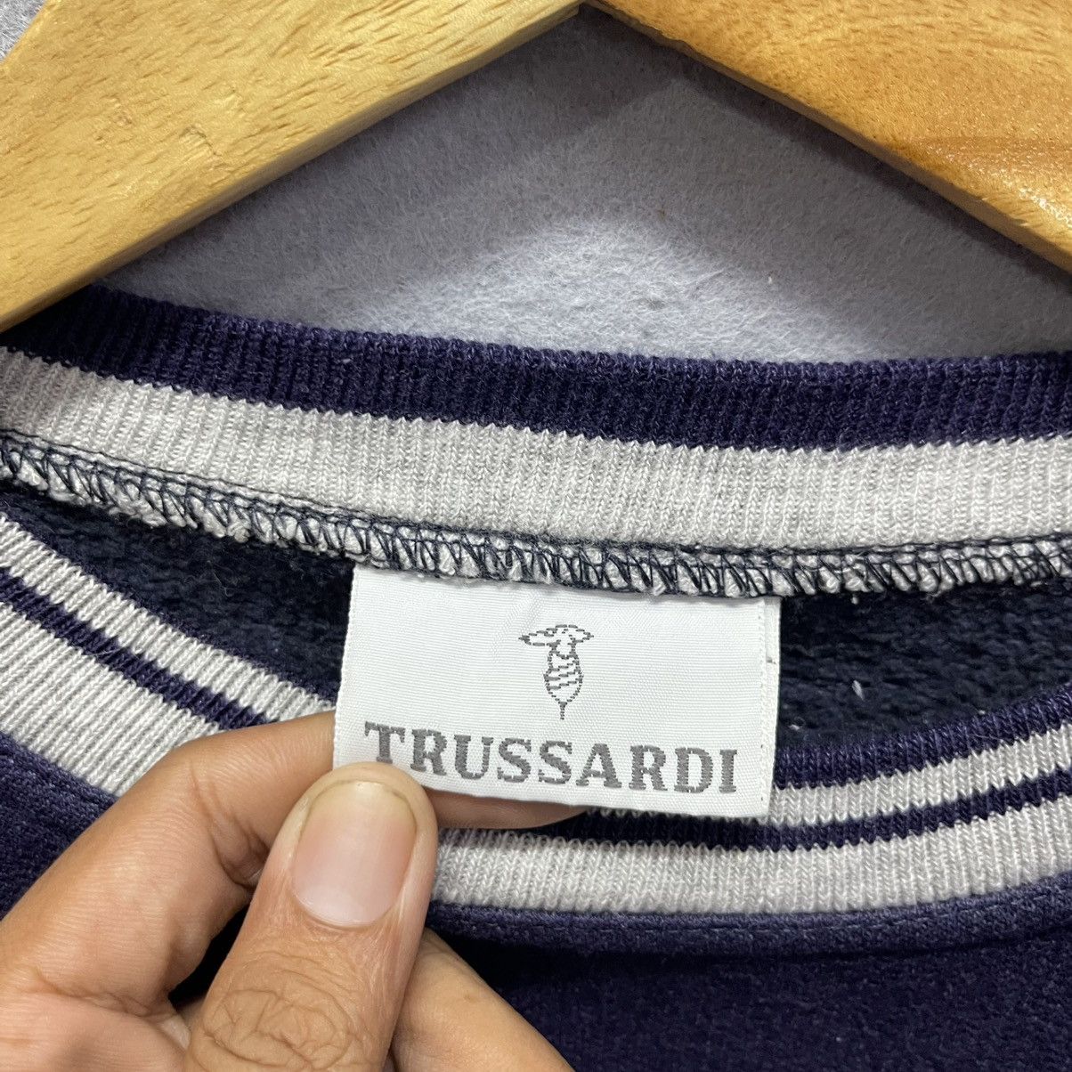 Trussardi Vintage 90s Trussardi Navy Crewneck Sweatshirt Size US M / EU 48-50 / 2 - 7 Thumbnail
