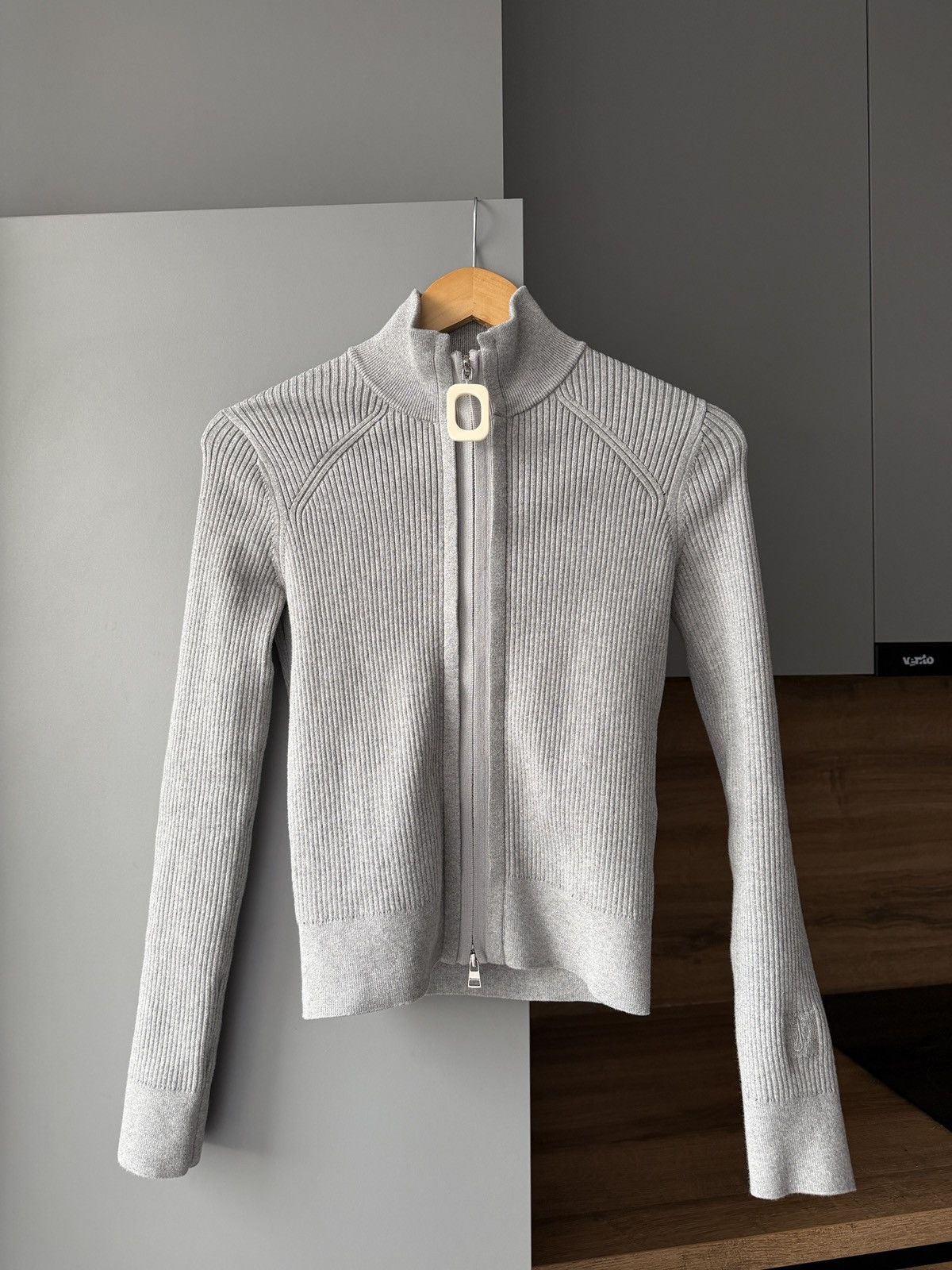 JW Anderson JW Anderson Logo Embroidered Cotton Blend Zip Cardigan Size XS / US 0-2 / IT 36-38 - 1 Thumbnail