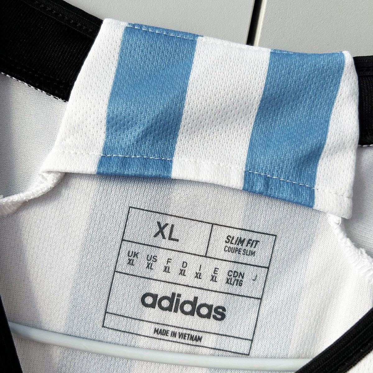 Adidas Argentina jersey #10 Messi 2022 football Size US XL / EU 56 / 4 - 4 Thumbnail