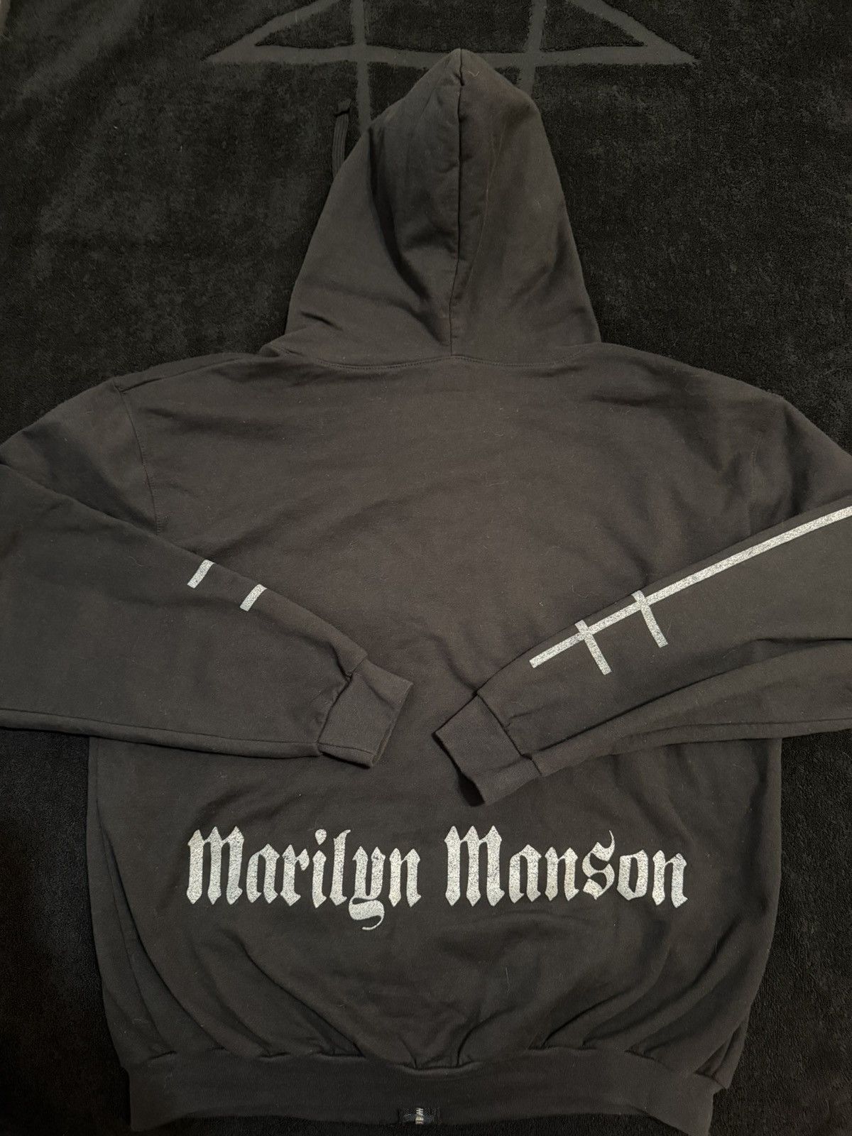 Gildan Marilyn Manson zipped hoodie official merch '24 Tour XL Size US XL / EU 56 / 4 - 3 Thumbnail
