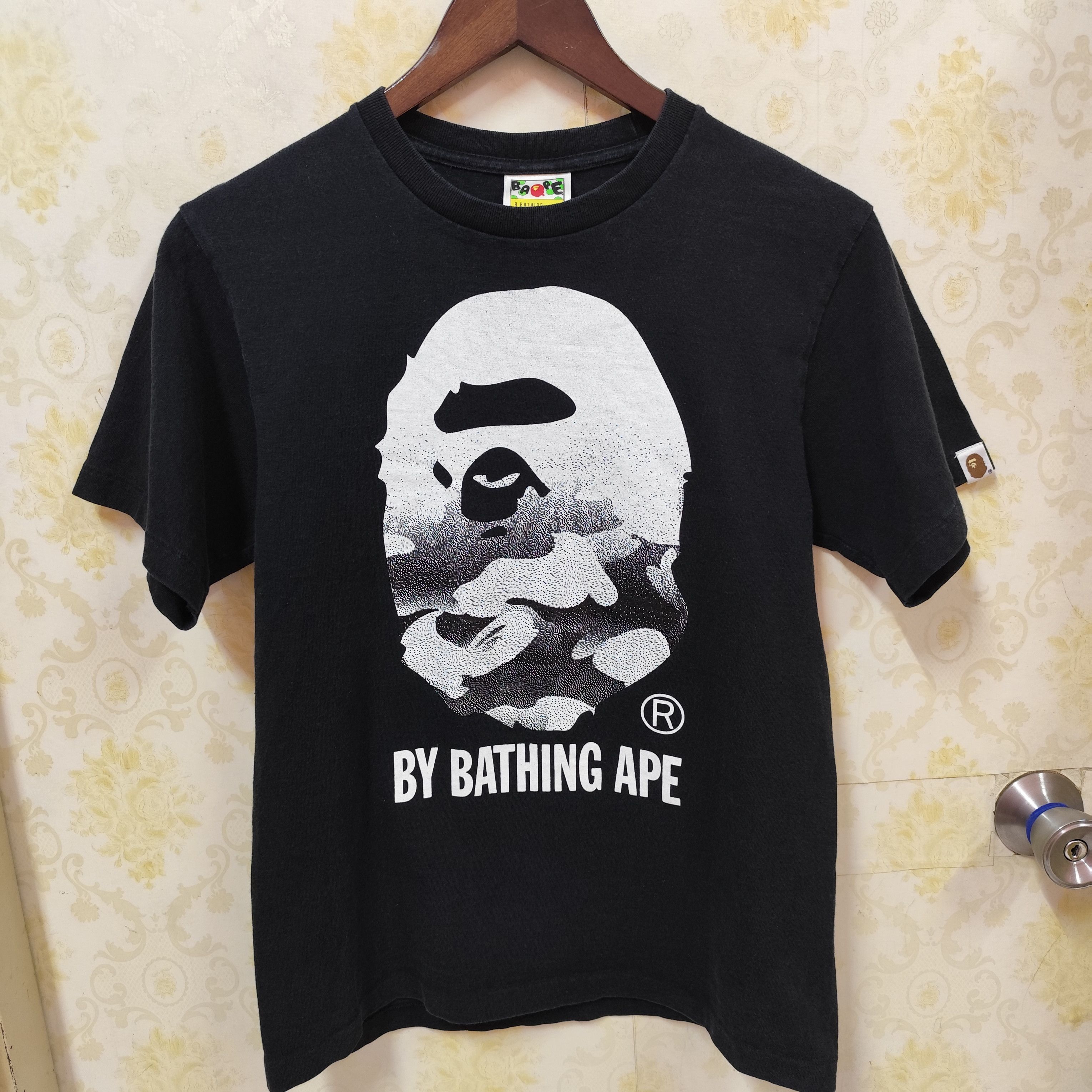 Aape × Bape × Japanese Brand 🇯🇵AAPE BAPE A BATHING APE T SHIRT MADE IN JAPAN Size US S / EU 44-46 / 1 - 1 Thumbnail
