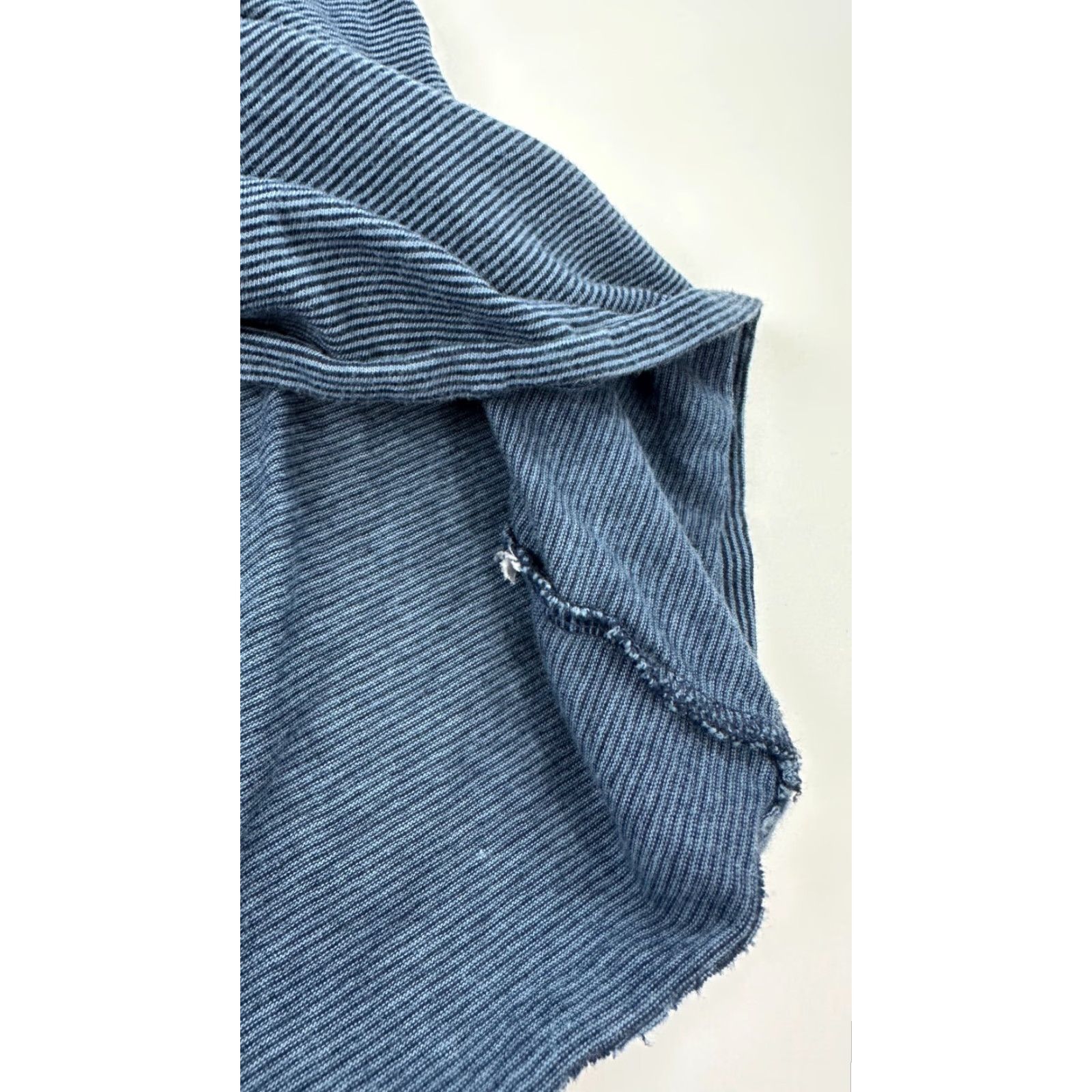 Gap Gap Men's XL Blue Striped Short Sleeve Crew Neck T-Shirt Outdoor Casual Size US XL / EU 56 / 4 - 4 Thumbnail