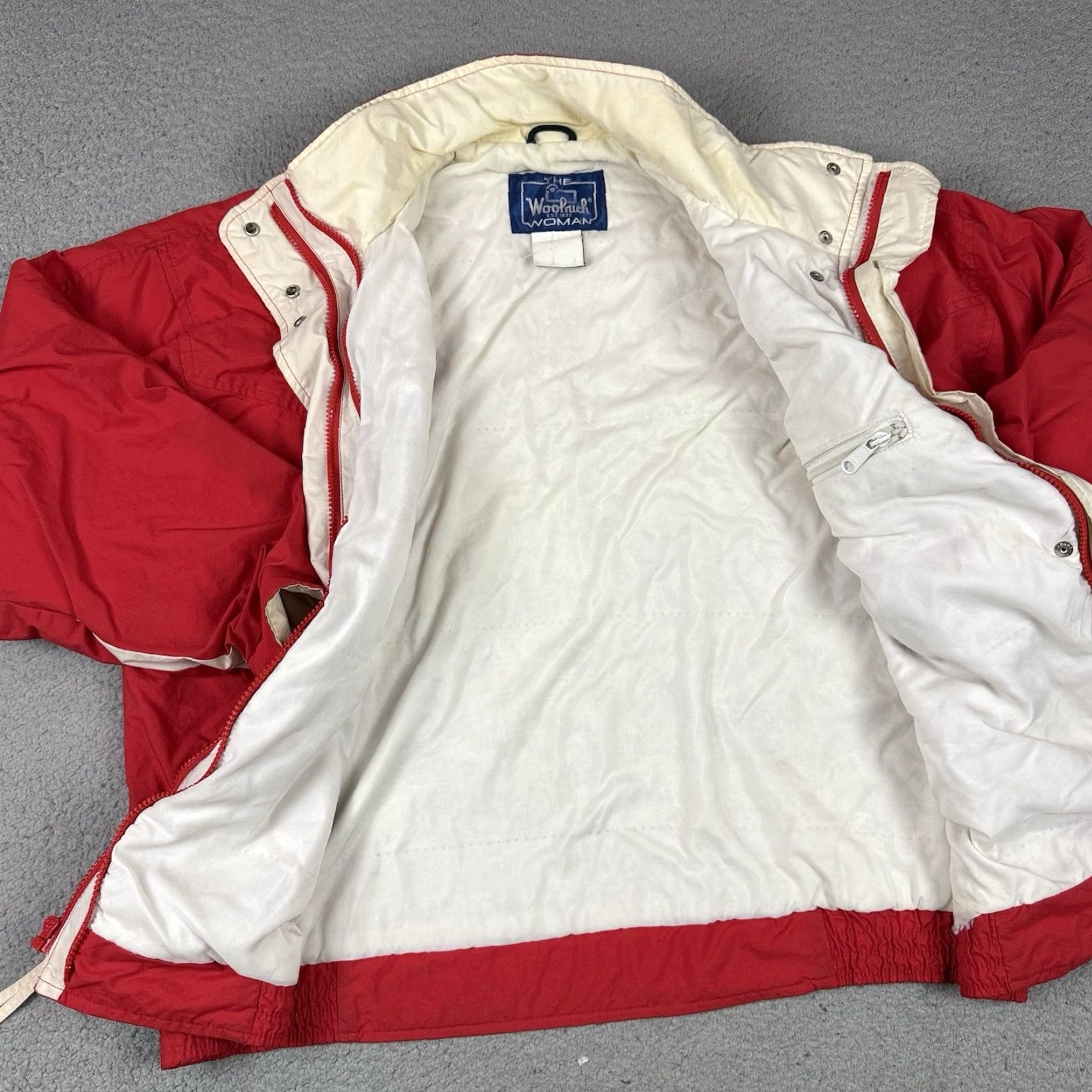 Vintage VINTAGE Woolrich Jacket Womens Large Red Outdoor Lined Thinsulate Casual Coat L Windproof Water-Resistant Pockets Zipper Bomber Style Size L / US 10 / IT 46 - 5 Thumbnail