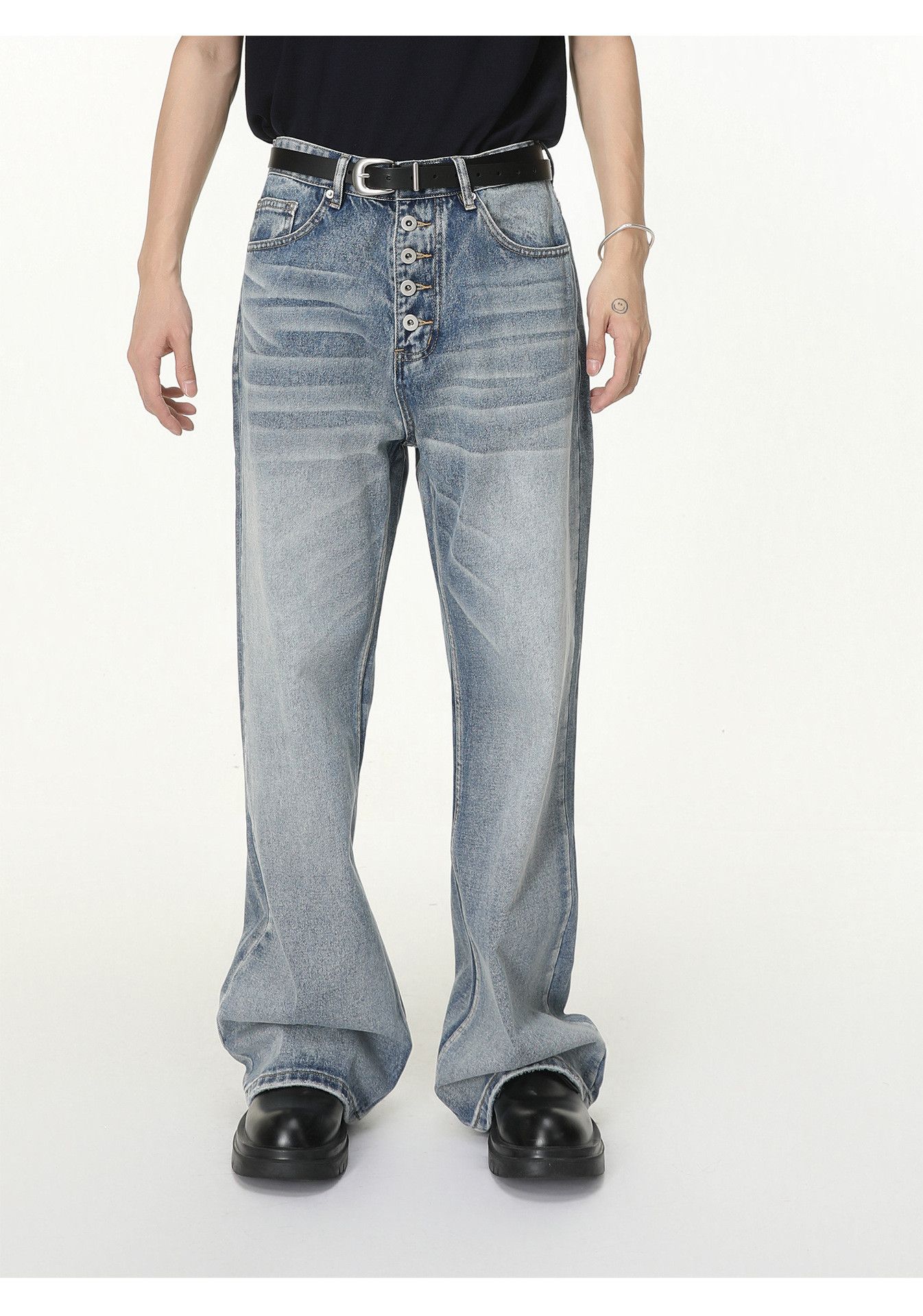 Japanese Brand Men's multi-button loose-fitting washed flared jeans Size US 32 / EU 48 - 1 Thumbnail