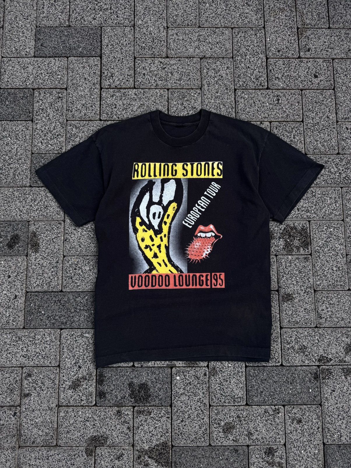 The Rolling Stones × Vintage Vintage The Rolling Stones Voodoo Lounge Tour 1995 T-Shirt Size US M / EU 48-50 / 2 - 1 Thumbnail