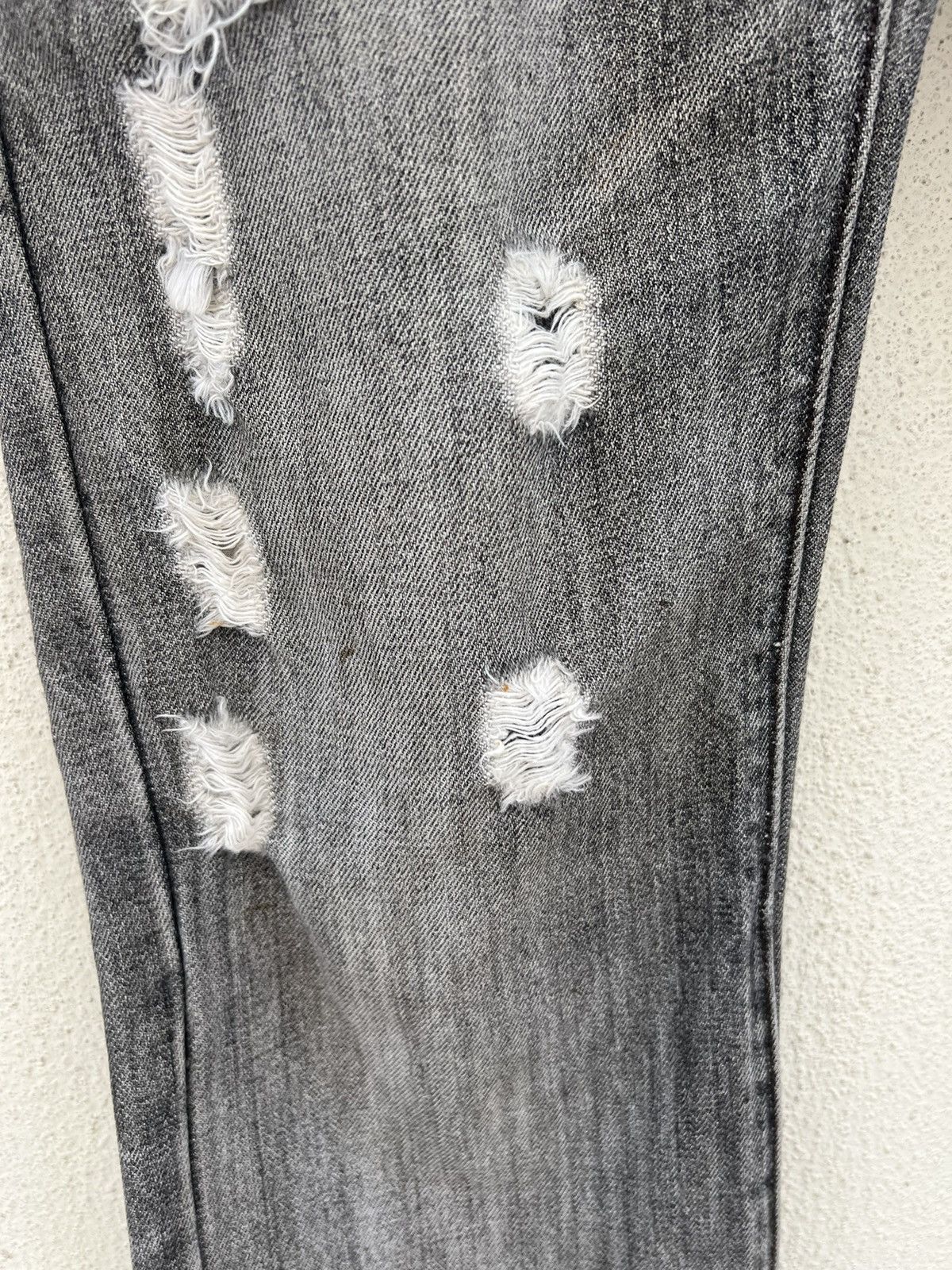 Schlussel Vintage Schlussel Japan Ripped Distressed Denim Grey Jeans Size US 31 - 9 Thumbnail