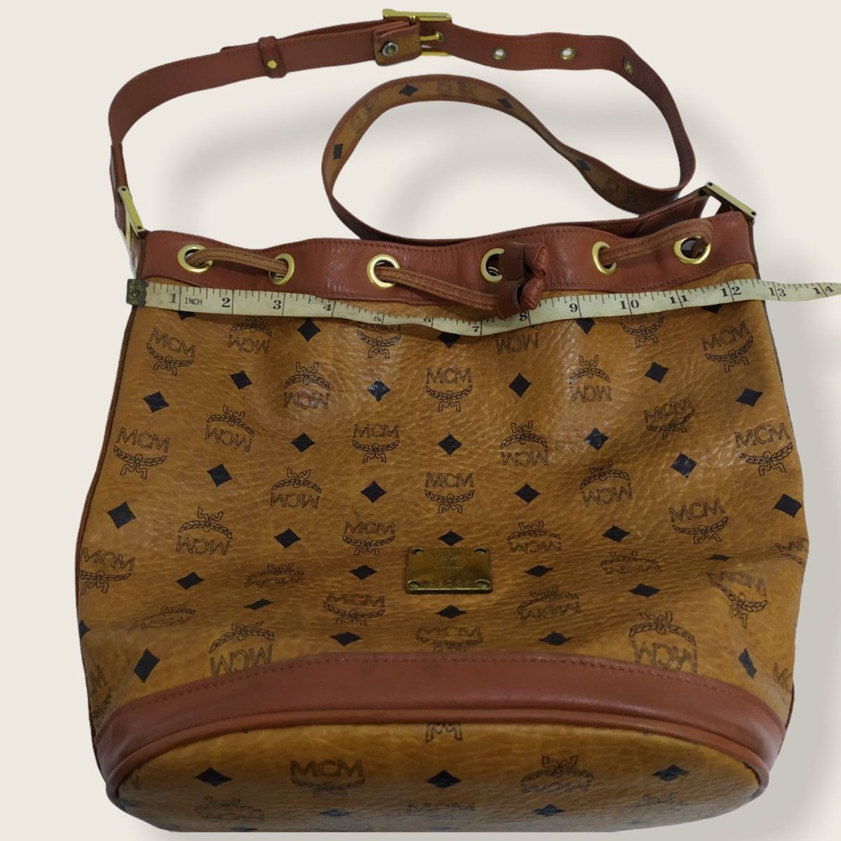 MCM AUTHENTIC MCM BUCKET DRAWSTRING SHOULDER BAG Size ONE SIZE - 12 Thumbnail