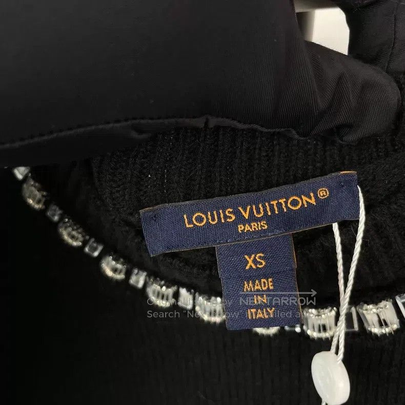 Louis Vuitton Louis Vuitton Round Neck with Beads and Diamonds Black Sho Size XS / US 0-2 / IT 36-38 - 6 Thumbnail