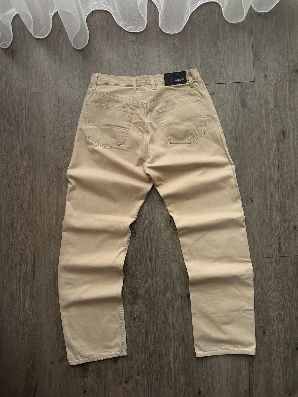 Tommy Hilfiger × Vintage Vintage Tommy Hilfiger Beige Casual Pants Size US 32 / EU 48 - 9 Thumbnail