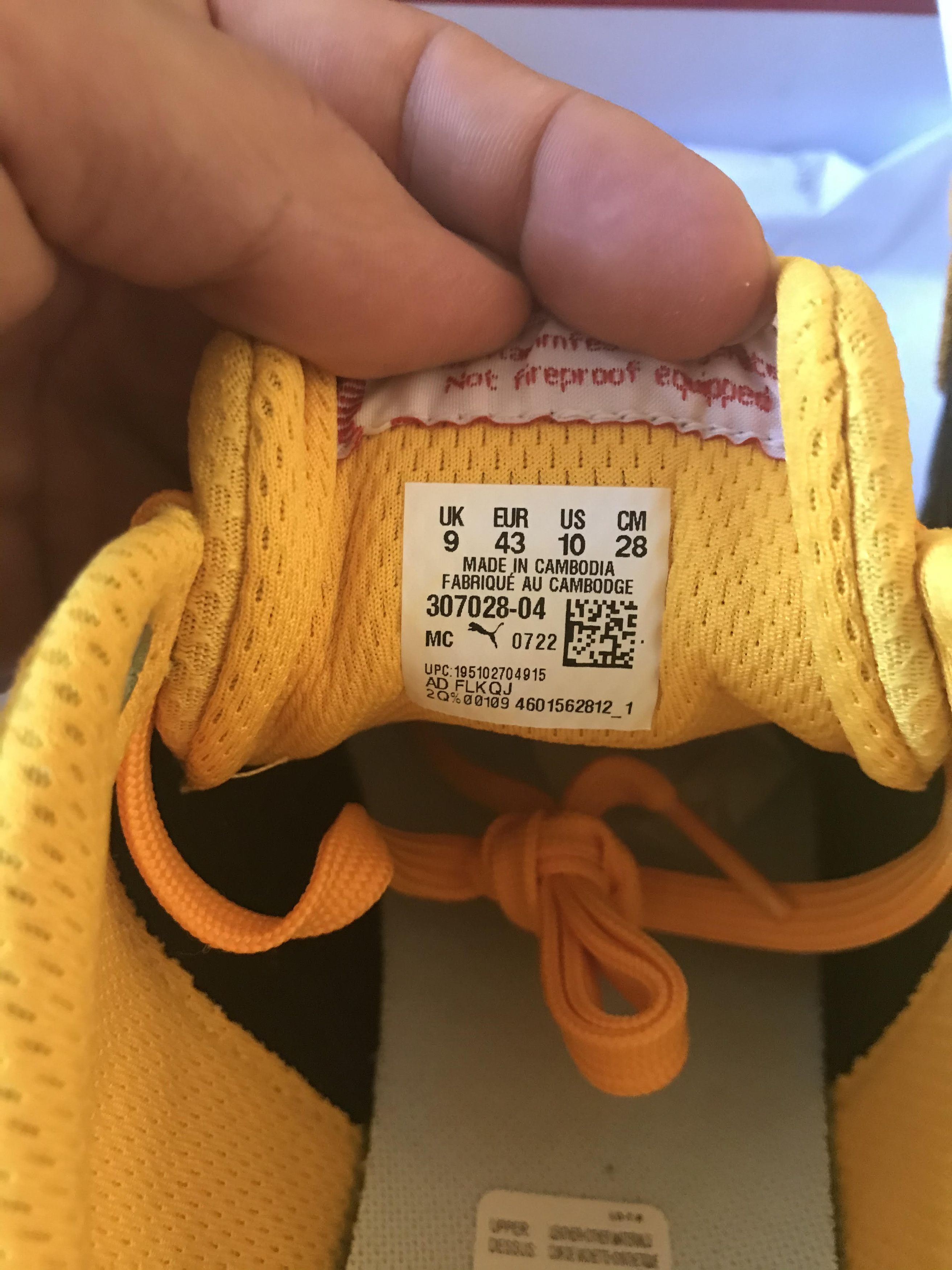 Ferrari × Puma Ferrari Speedcat Shield Size US 10 / EU 43 - 5 Thumbnail