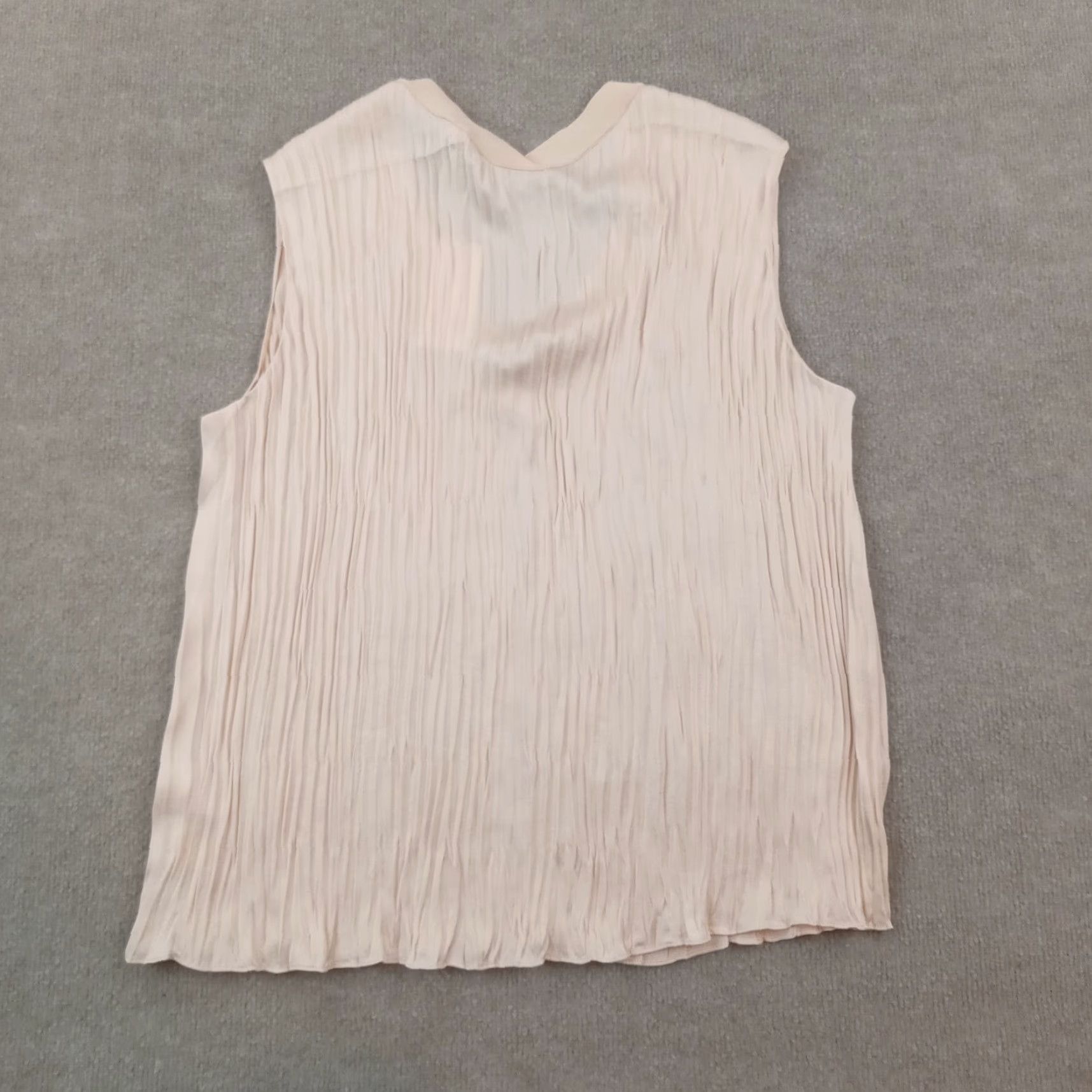 Vince Vince Womens Large Pink Sleeveless V-Neck Blouse Lightweight Pleated Polyester Size S / US 4 / IT 40 - 8 Thumbnail