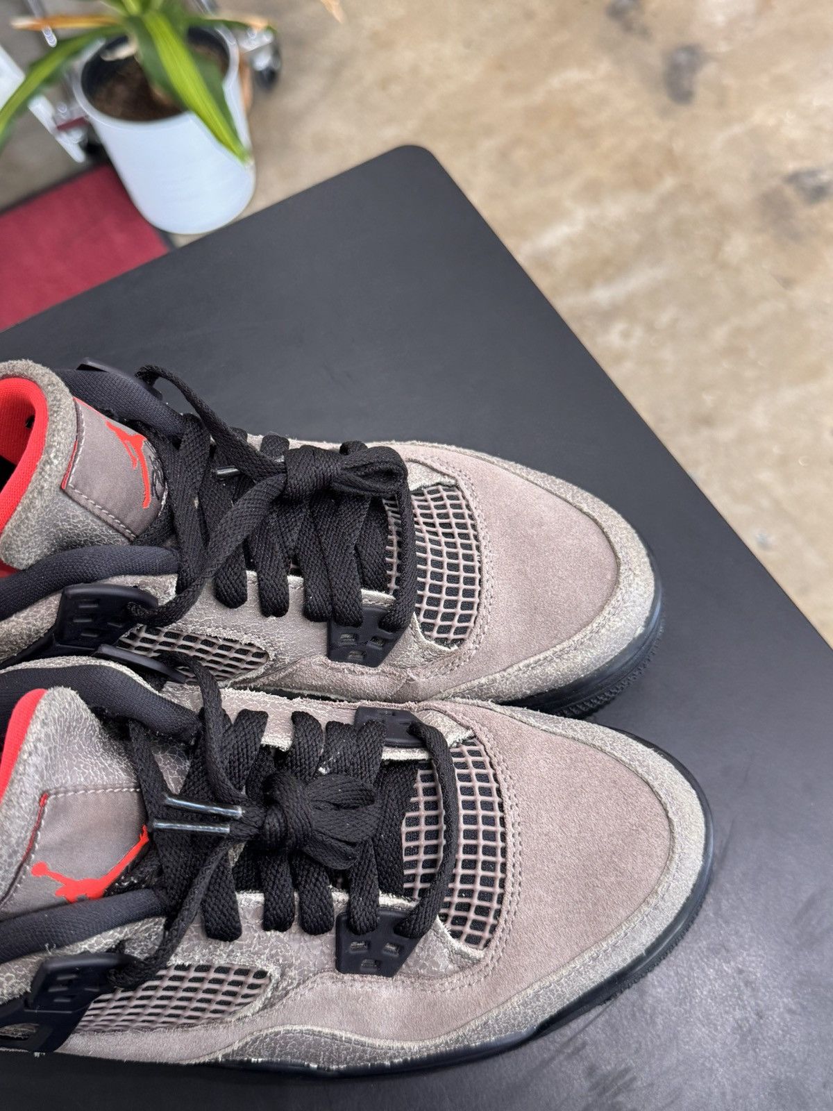 Jordan Brand × Nike Air Jordan 4 Taupe Haze Size Size 7Y (2021) Size US 7 / EU 40 - 7 Thumbnail