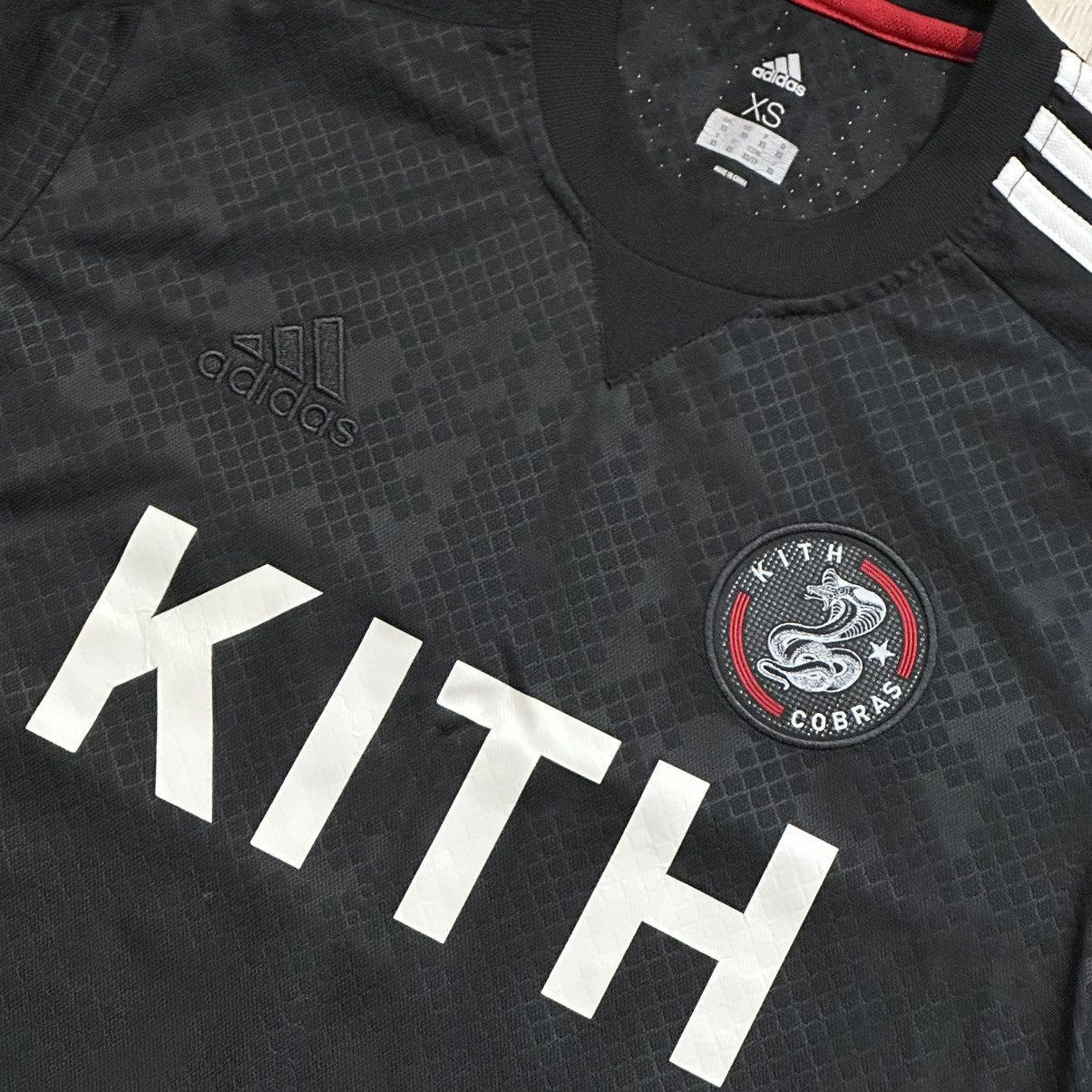 Adidas × Kith Adidas x Kith Cobras short sleeve tee tshirt Size US XS / EU 42 / 0 - 2 Thumbnail