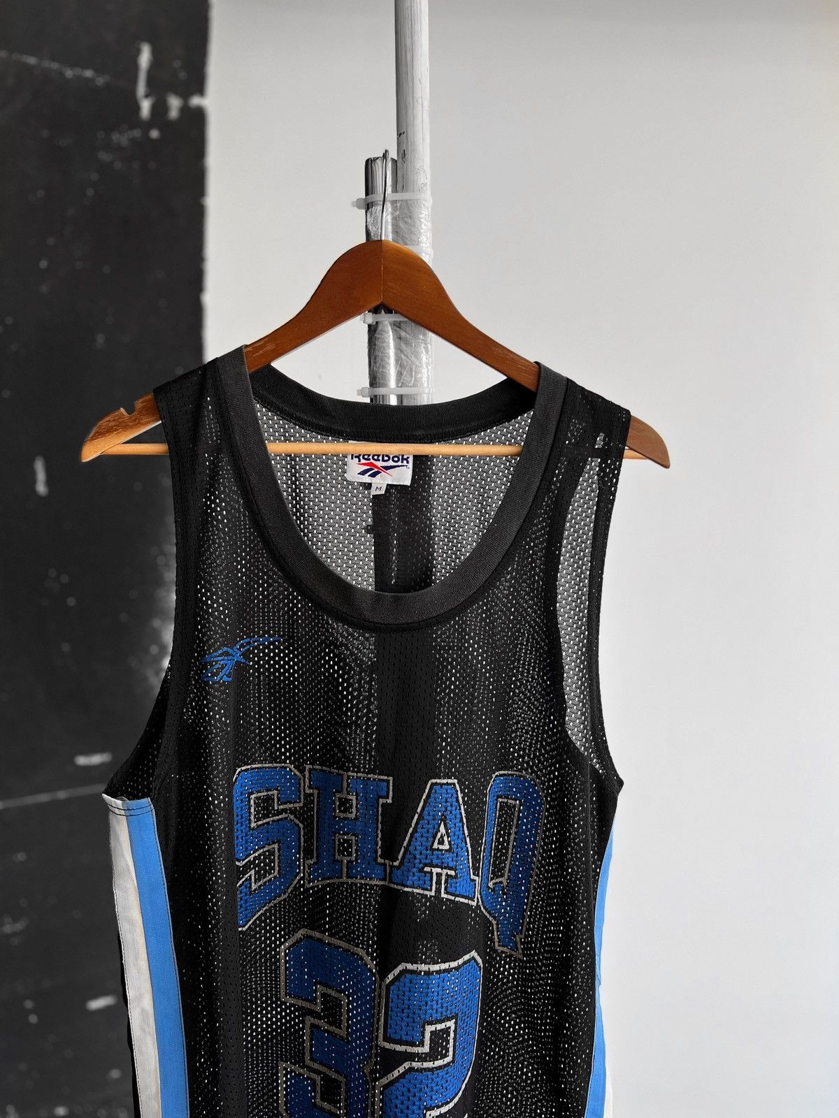 NBA × Reebok × Vintage Reebok Mens Vintage Shaq O’Neal 32 Black Jersey Tank Top NBA Size US S / EU 44-46 / 1 - 4 Thumbnail