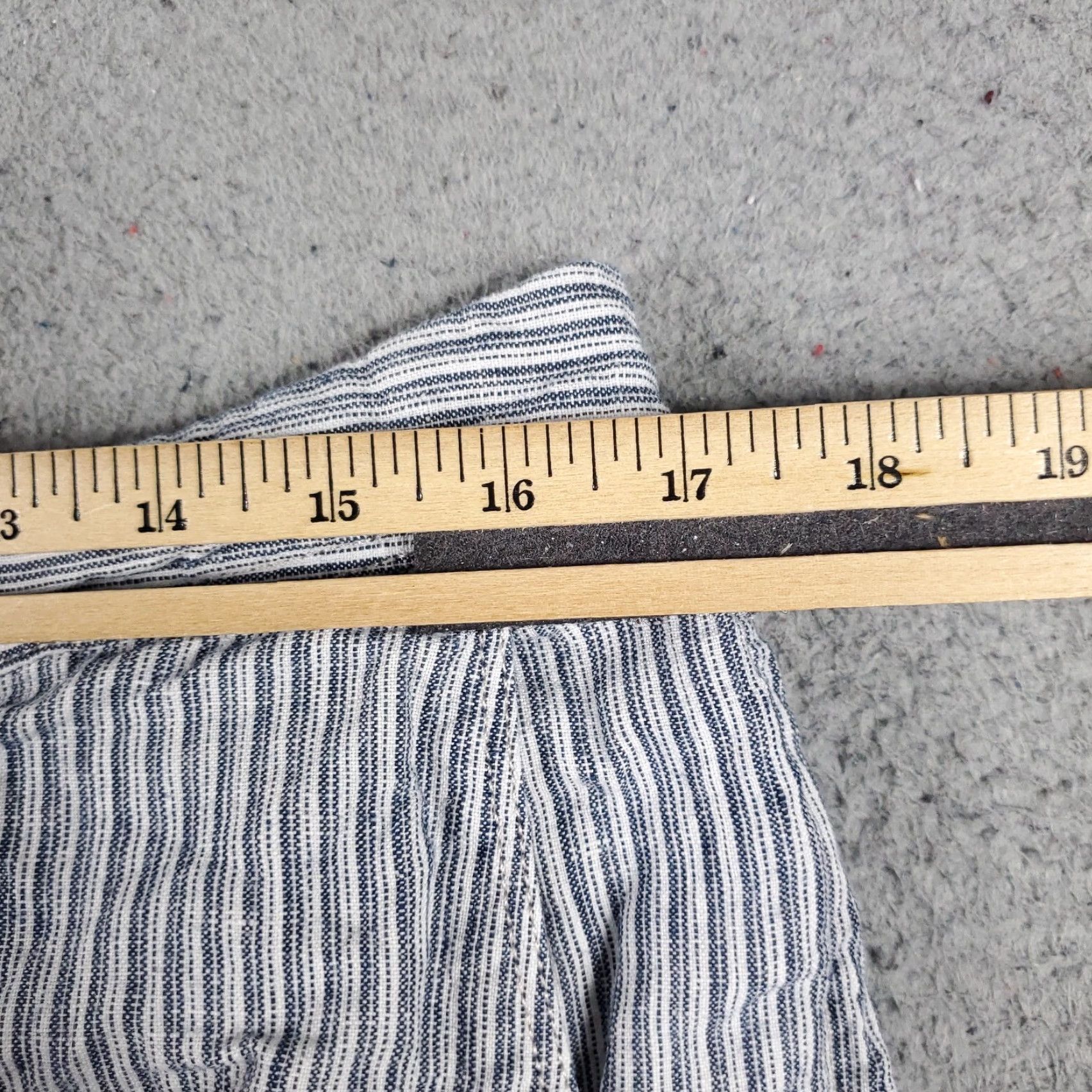 Tommy Bahama VINTAGE Tommy Bahama Shorts Mens Size 33 Linen Blue Striped Flat Front Chino Casual Dress Size US 33 - 4 Thumbnail