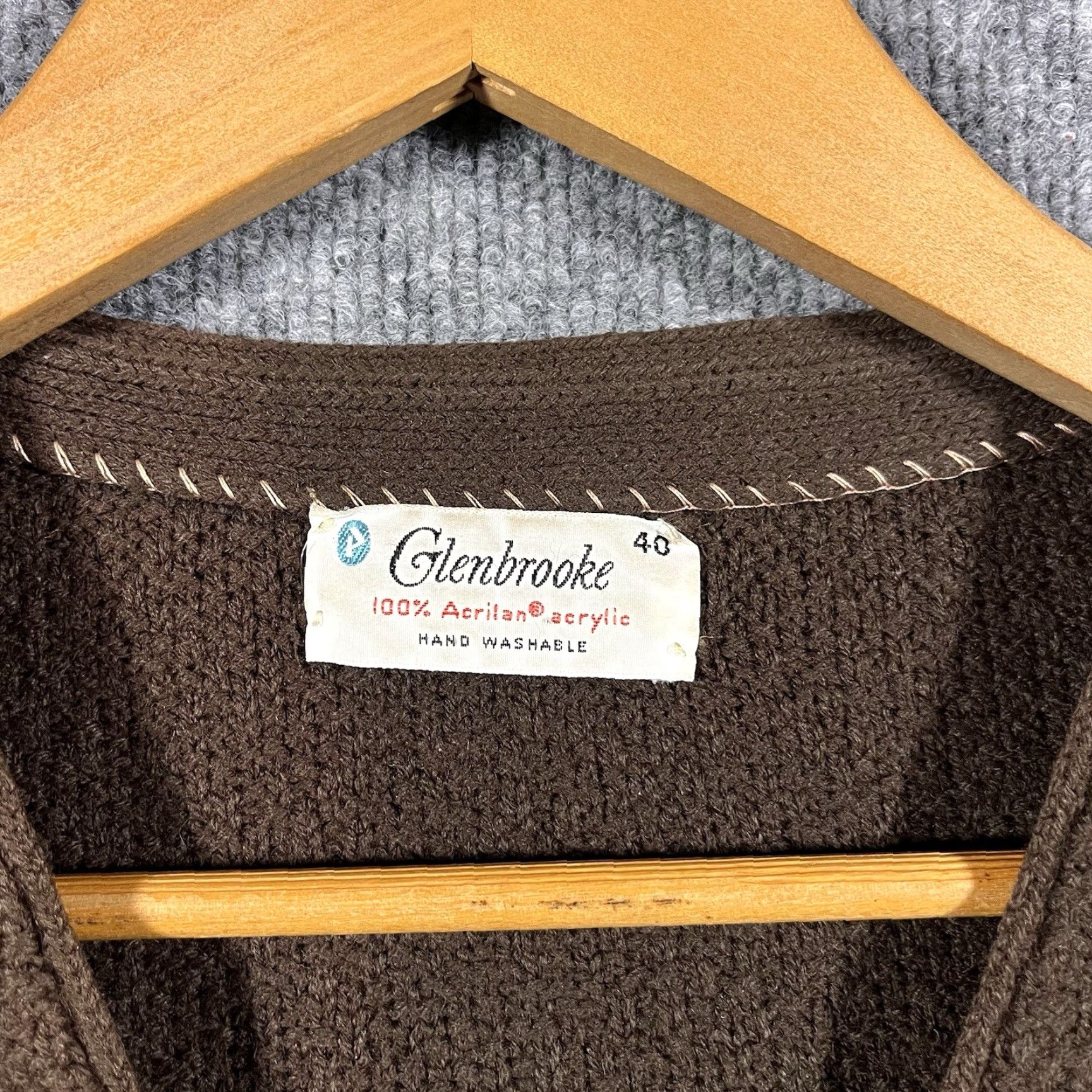 Vintage VINTAGE Glenbrooke Cardigan Sweater Medium Brown Button Down 60s 70s Classic Women Ladies Size M / US 6-8 / IT 42-44 - 2 Thumbnail