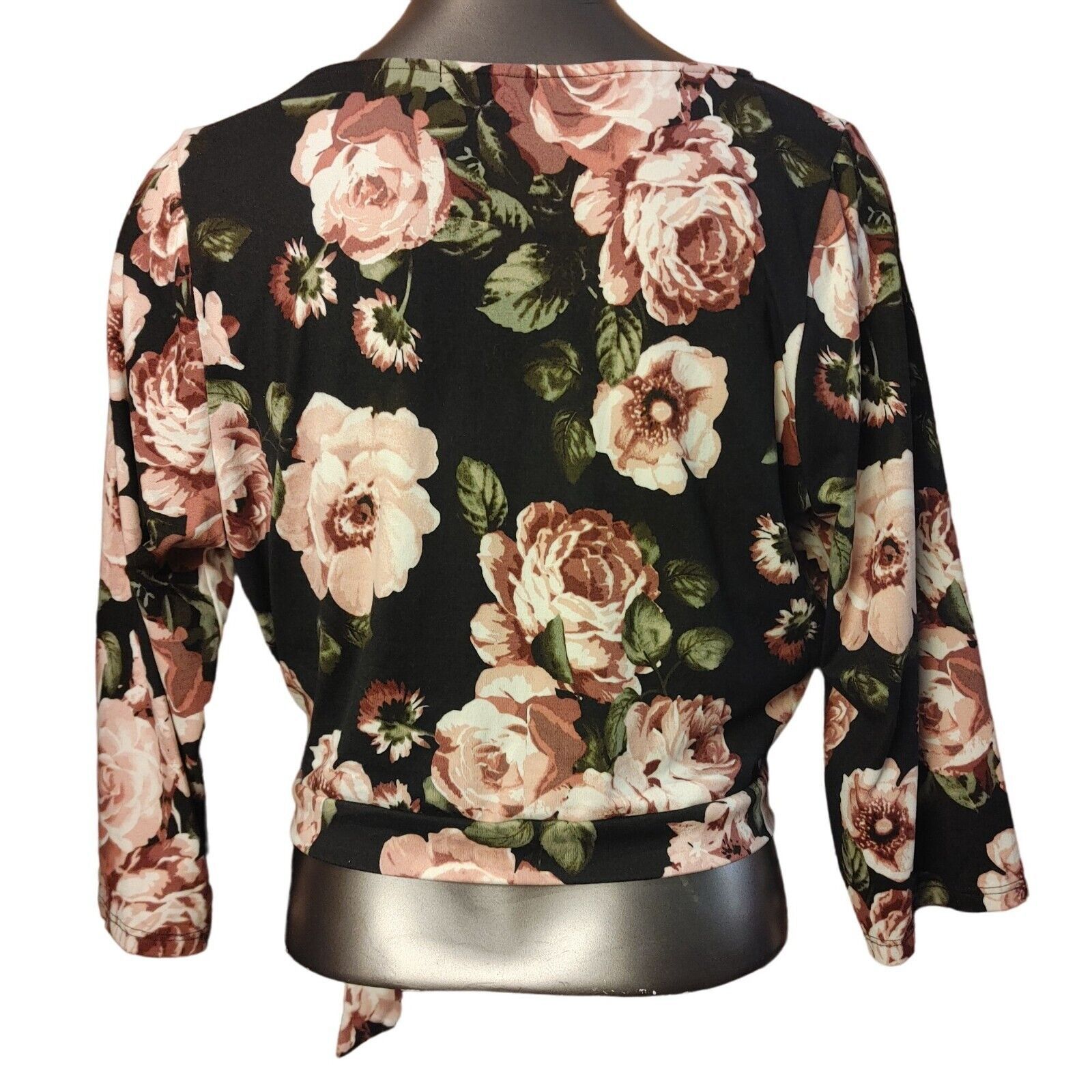 Other Curvy Sense Women's Floral Black/Pink Wrap Cropped top Size XXL / US 16-18 / IT 52-54 - 2 Thumbnail
