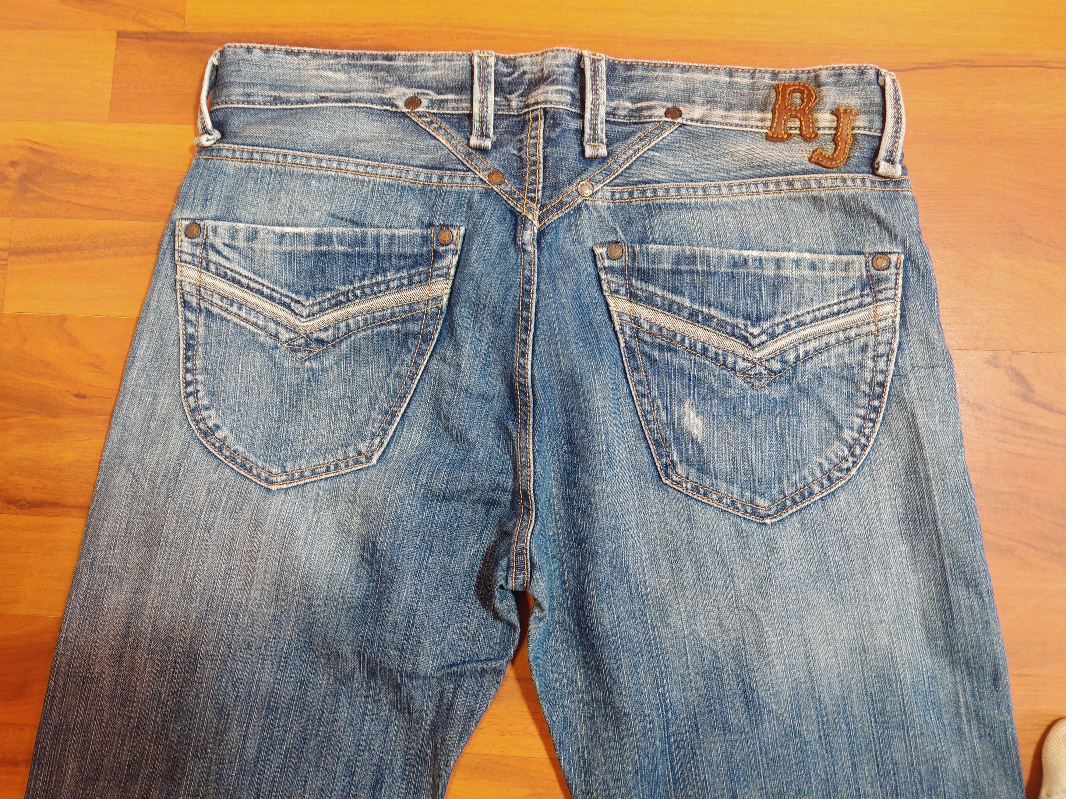 Replay × Vintage Replay Rare Y2K Straight Faded Whiskered Button Fly Jeans Size US 32 / EU 48 - 8 Thumbnail