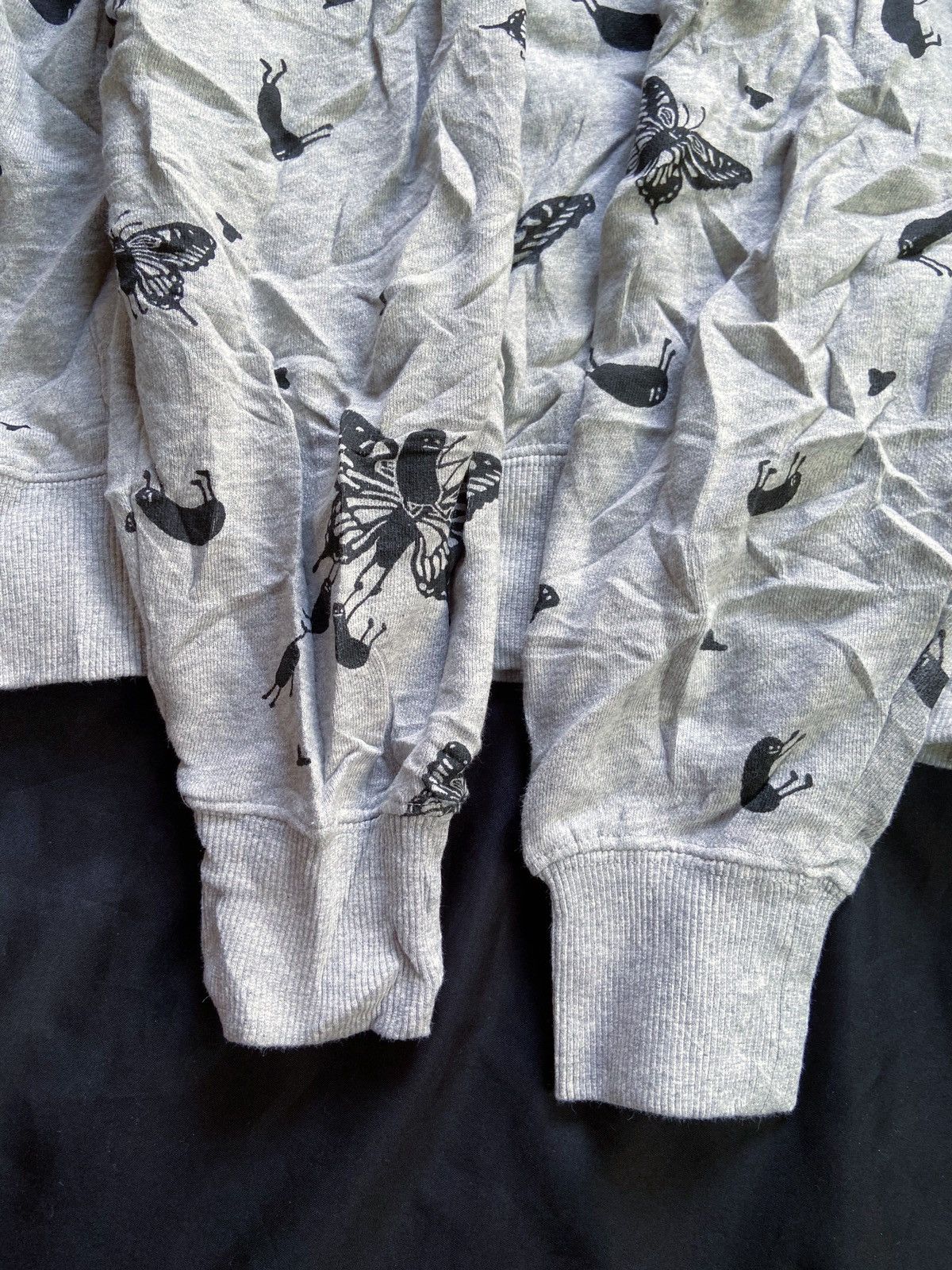 If Six Was Nine × Japanese Brand × Le Grande Bleu (L.G.B.) GRANIPH BUTTERFLY COMEDY ARTWORK HOODIE Size US M / EU 48-50 / 2 - 6 Thumbnail