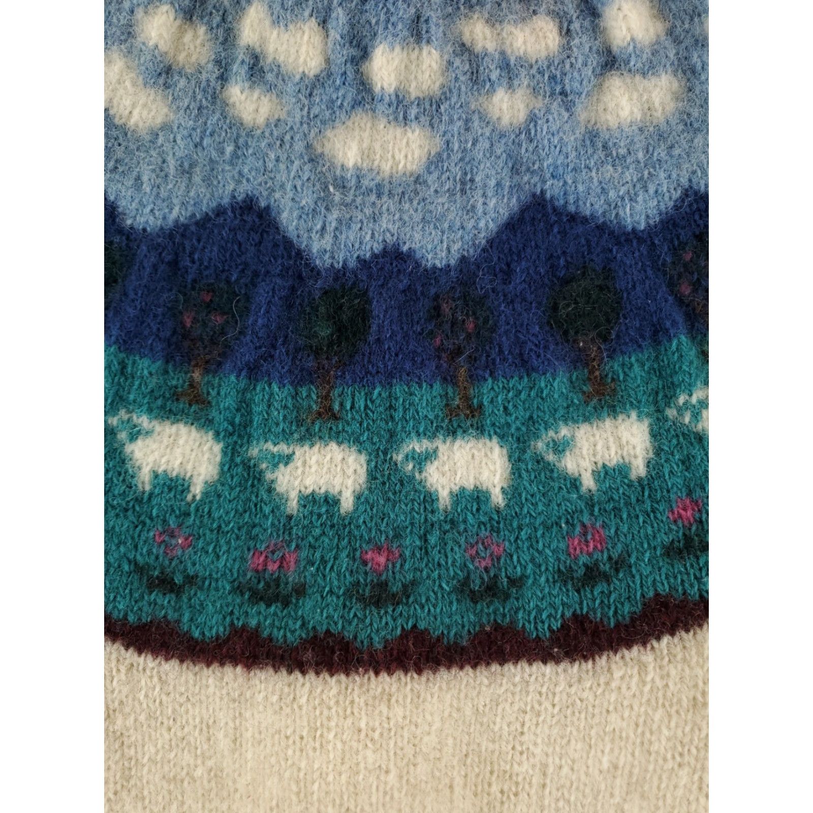 Vintage Woolrich Wool 100% Wool Sweater Cream Ivory Womens M Pullover Pasture Sheep Modern/Classic? Size M / US 6-8 / IT 42-44 - 2 Thumbnail