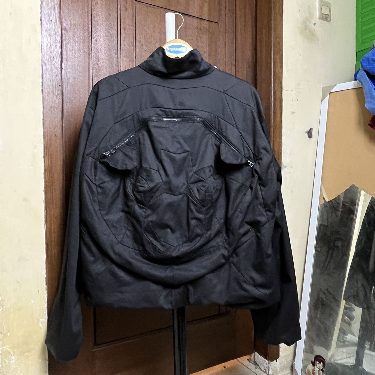 Japanese Brand Esmod Paris by Ha Young Jim 3D Bag Bear Jacket in Black Size US L / EU 52-54 / 3 - 10 Thumbnail