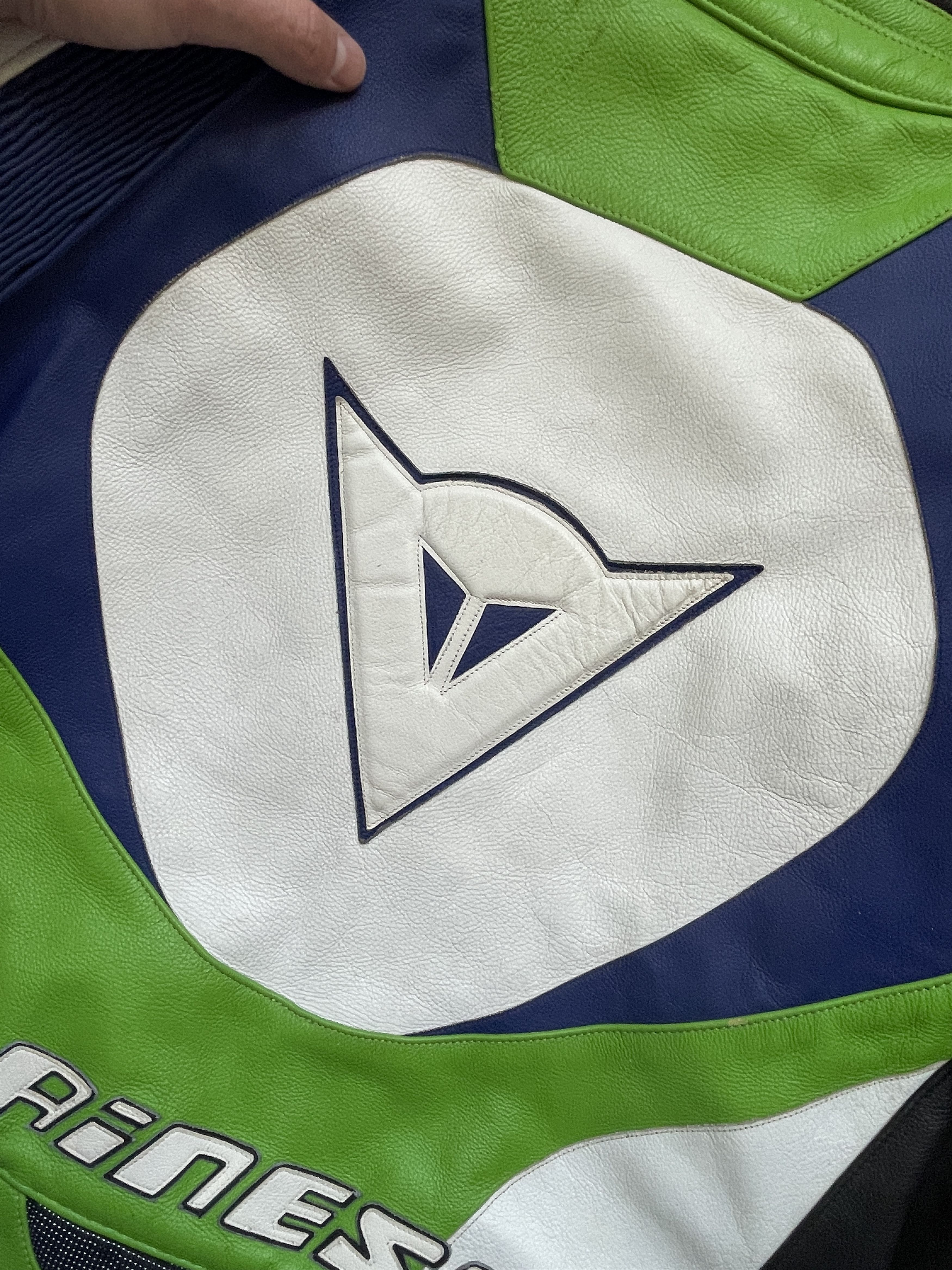Dainese Y2K DAINESE KAWASAKI TOXIC GREEN RACING LEATHER JACKET Size US M / EU 48-50 / 2 - 11 Thumbnail