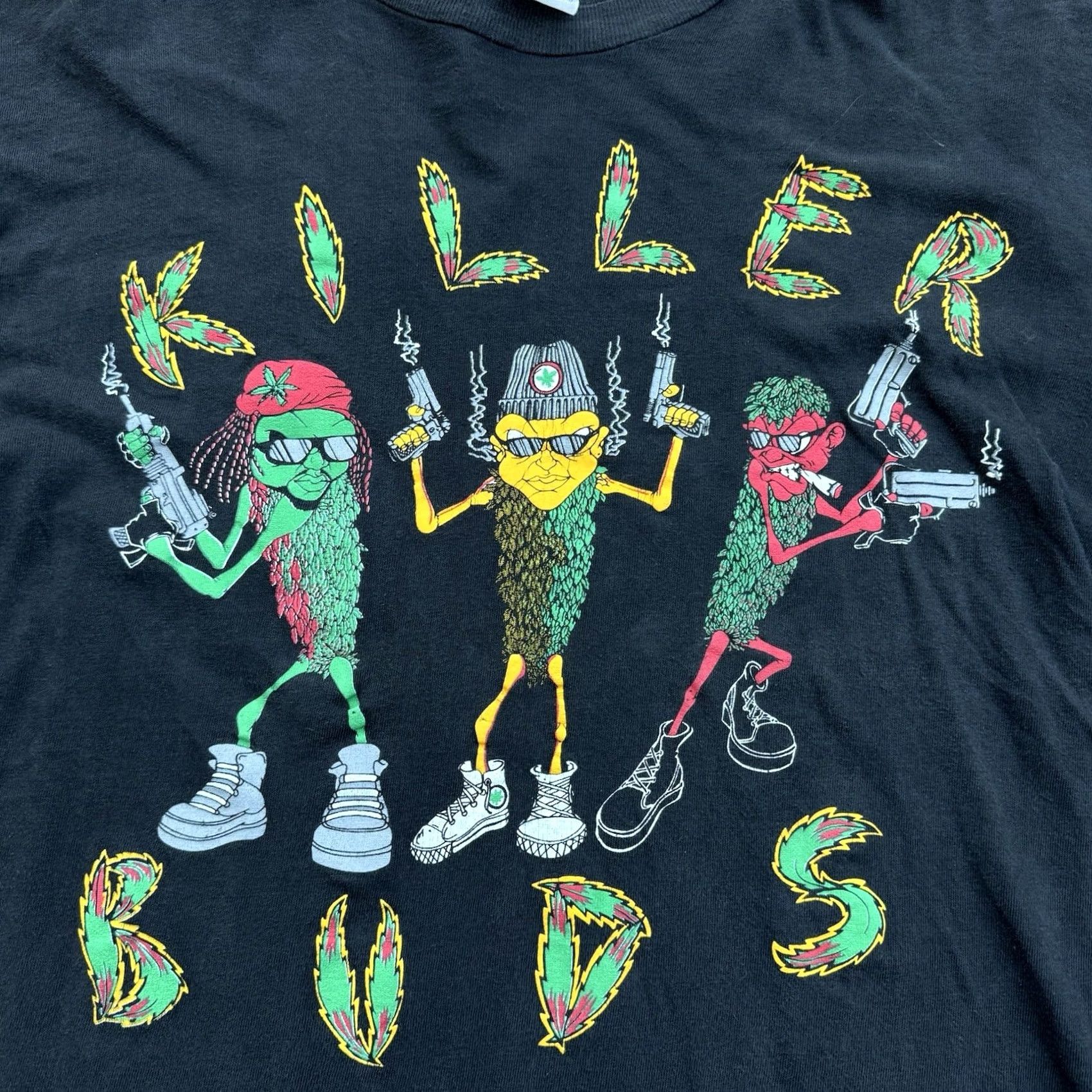 Vintage VINTAGE Fashion Victim Shirt Mens 20x26 Black Killer Buds Marijuana Guns Uzis Weed 90s Rare Size US XXL / EU 58 / 5 - 3 Thumbnail