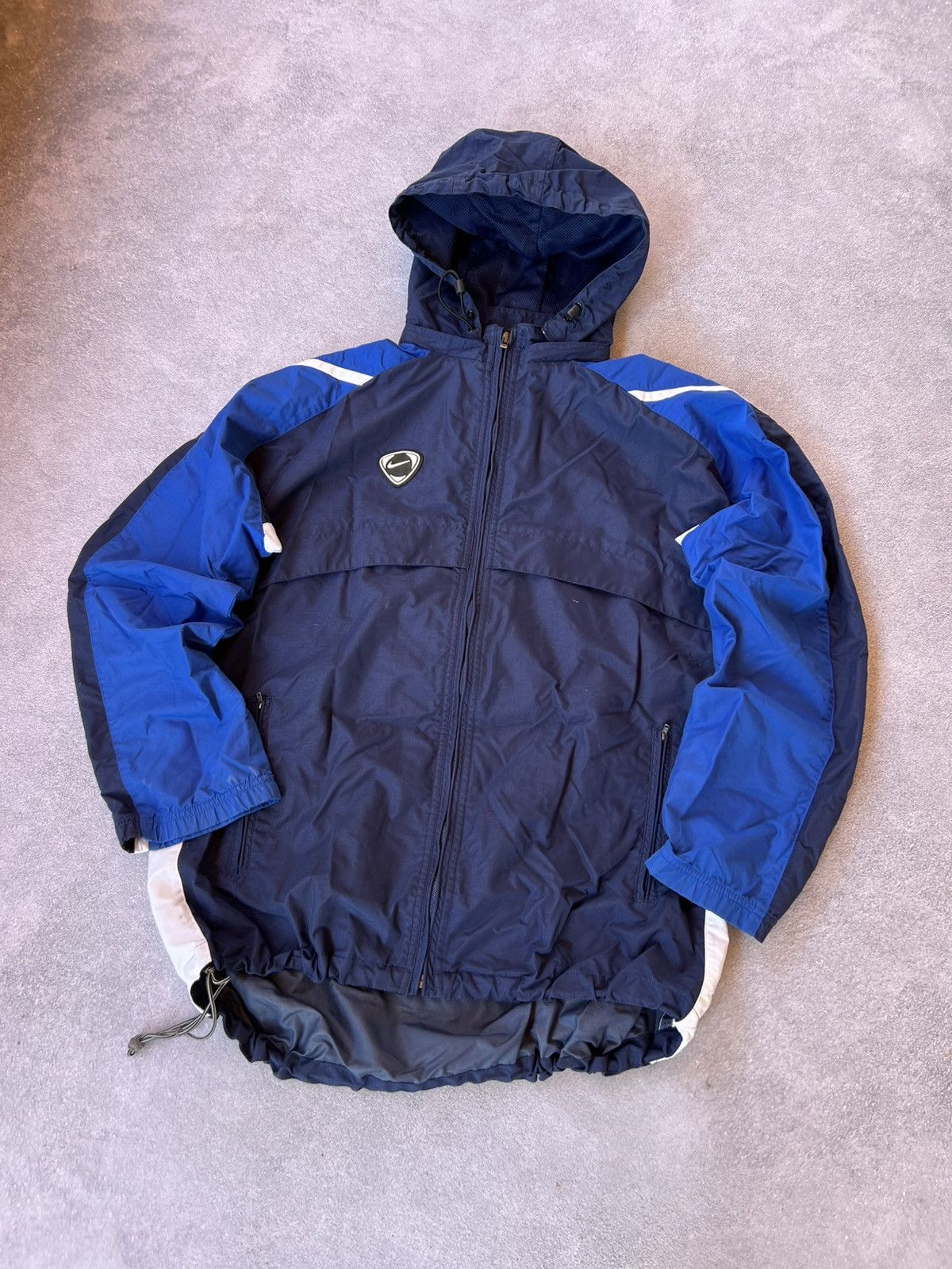 Nike Vintage Nike Blue Waterproof Windbreaker Jacket – Size M/L Size US L / EU 52-54 / 3 - 2 Thumbnail