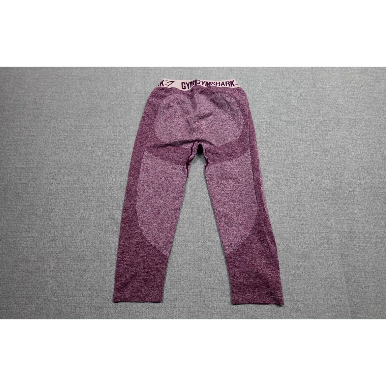 Gymshark VINTAGE? No. Gymshark Womens Leggings Cropped XS Purple Seamless High Rise Workout Yoga Pants Size 28" / US 6 / IT 42 - 3 Thumbnail
