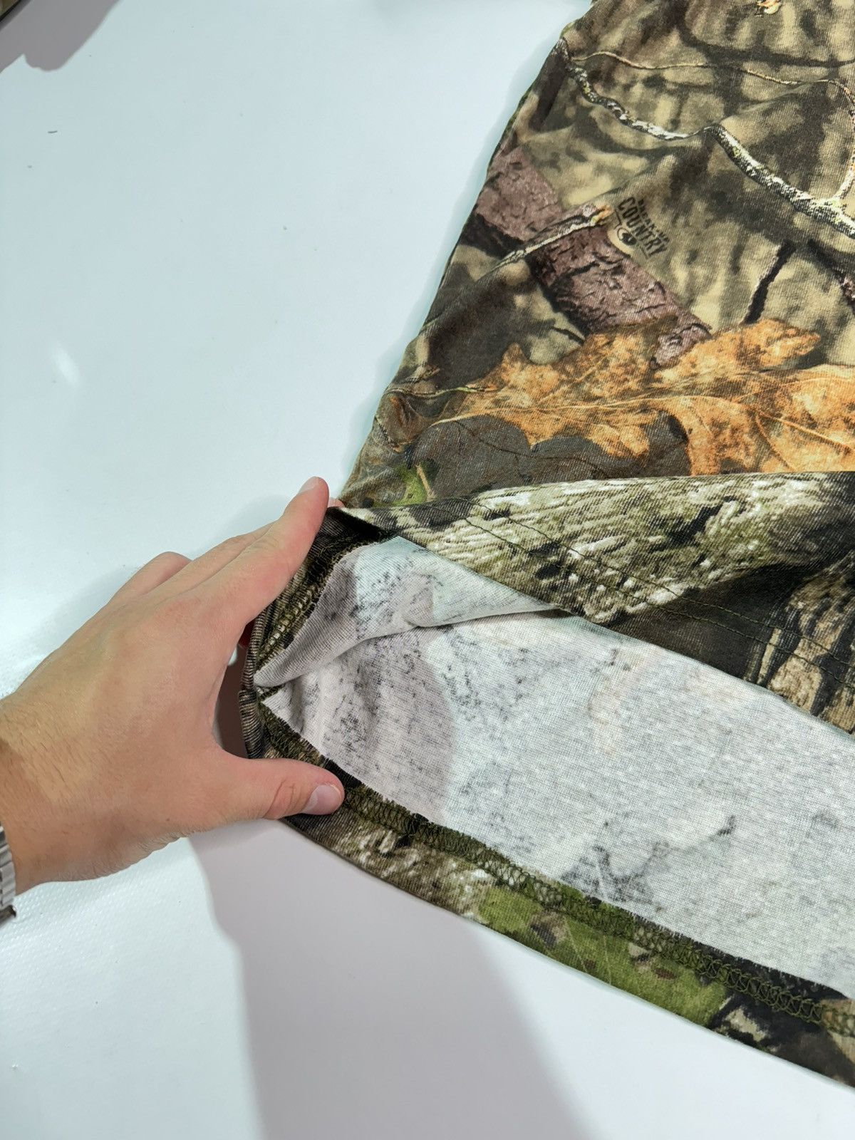 Realtree × Vintage Vintage Realtree mossy oaks tee camo y2k skater swag 90 swag Size US L / EU 52-54 / 3 - 6 Thumbnail