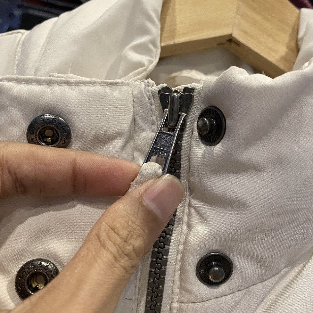 L.L. Bean LL Bean Women's Light Puffer Jackets Size L / US 10 / IT 46 - 11 Thumbnail