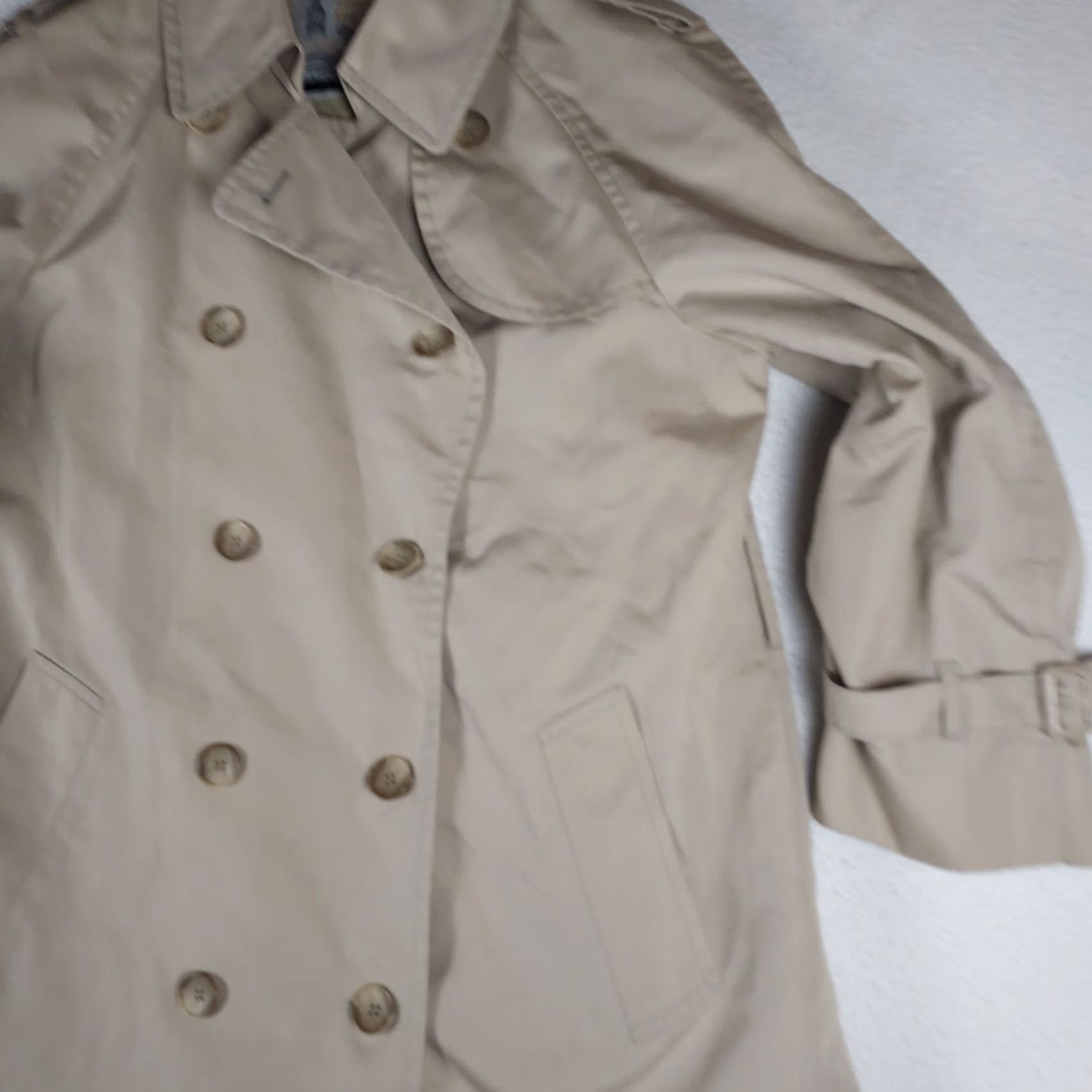 London Fog VINTAGE London Fog Trench Coat Beige 12P Women’s Double Breasted Long Coat USA Mens? Size XL / US 12-14 / IT 48-50 - 5 Thumbnail