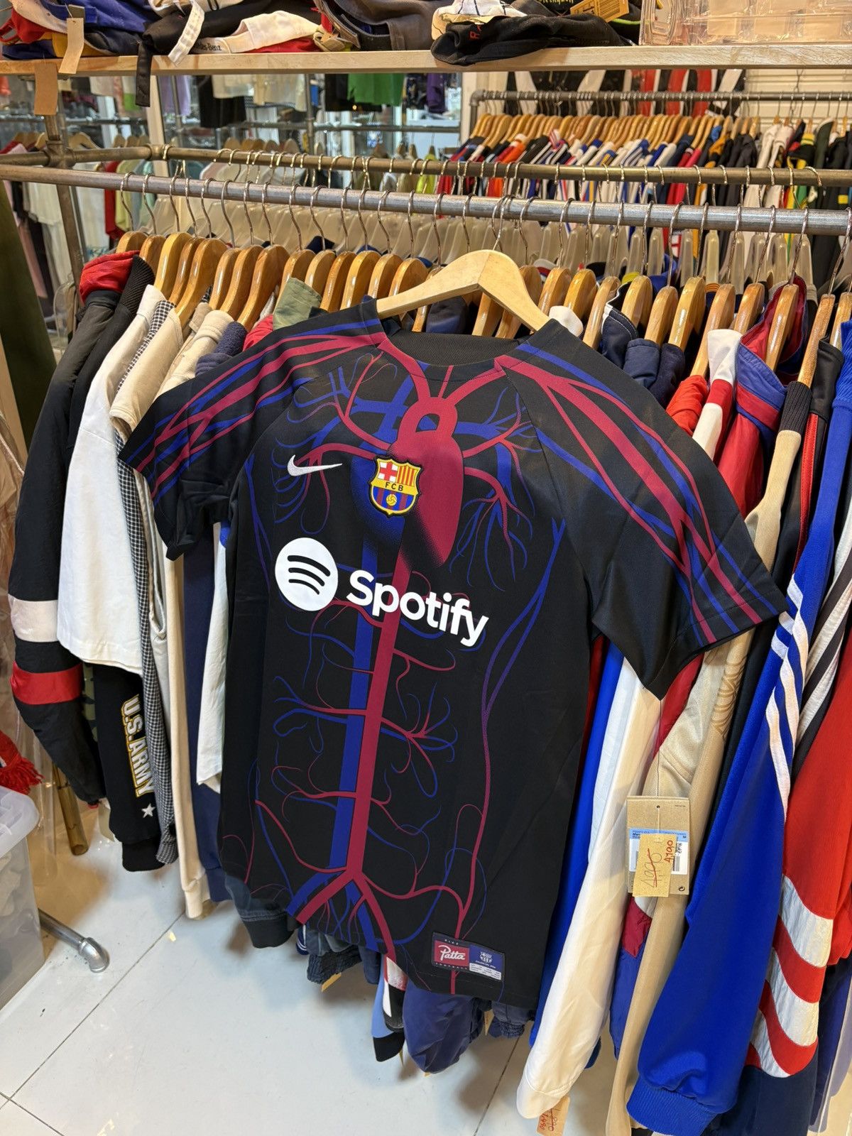 Nike 2020 Nike X Patta X FC Barcelona Training Kit Size US M / EU 48-50 / 2 - 1 Thumbnail