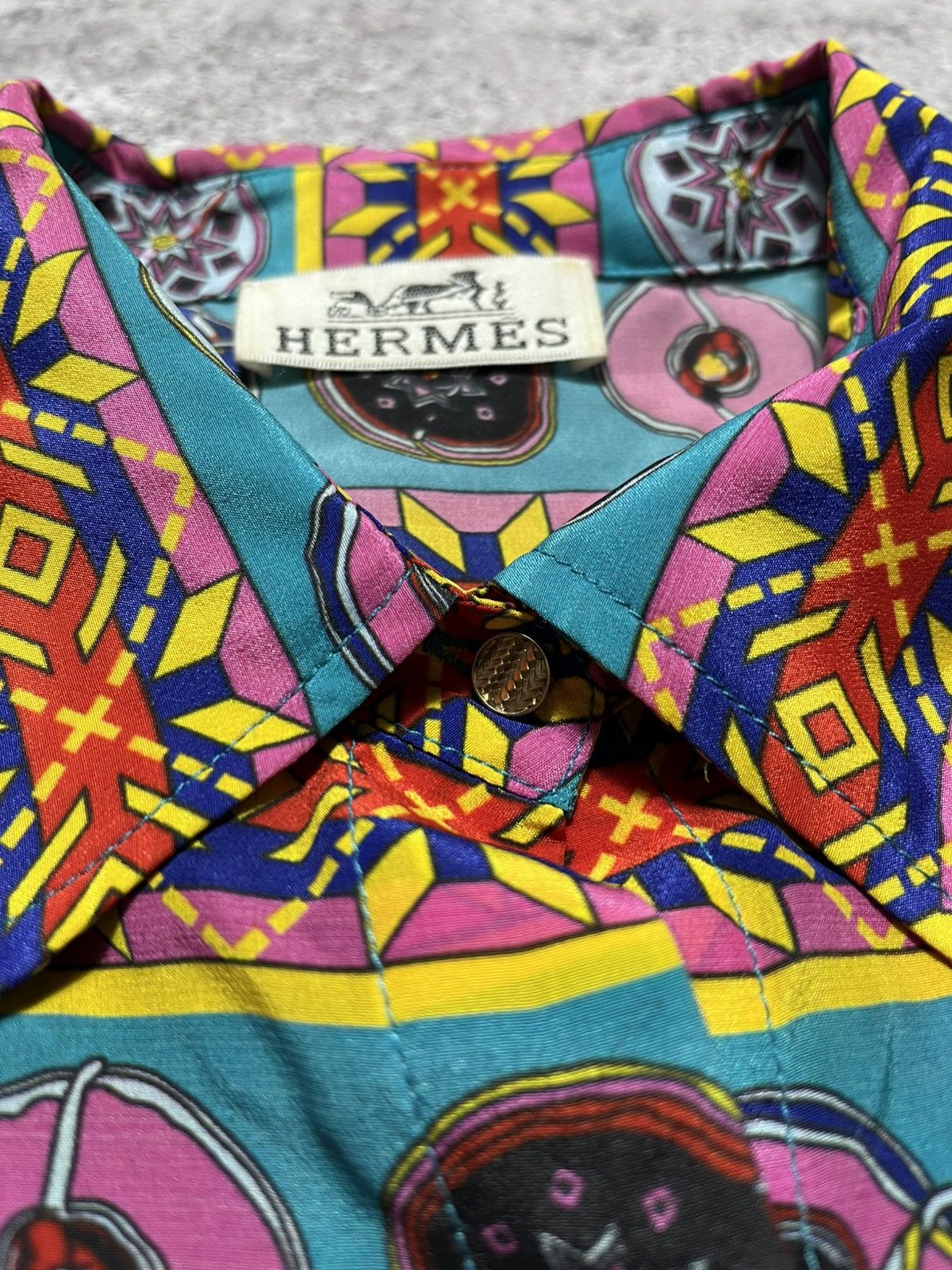 Hermes Vintage HERMES Blouse Full print Rare Silk Size M / US 6-8 / IT 42-44 - 7 Thumbnail