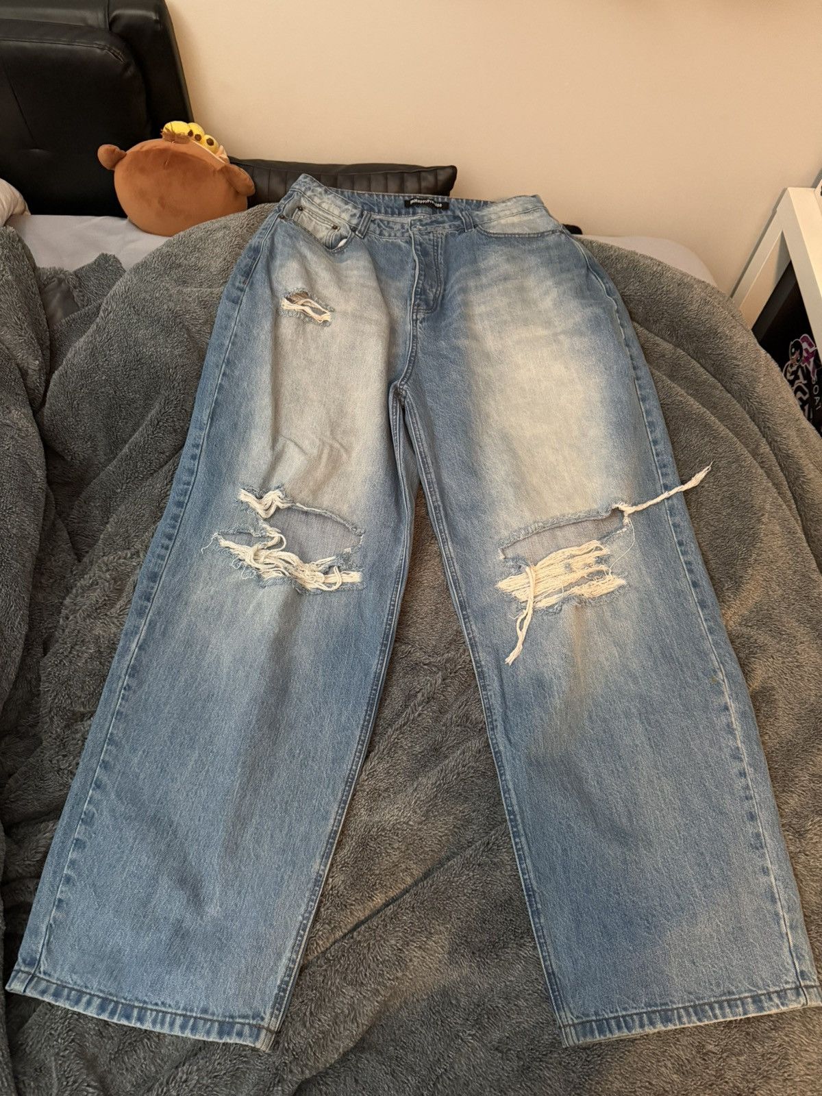 Japanese Brand Im happy promise ihp baggy blue ripped denim Size US 32 / EU 48 - 1 Thumbnail