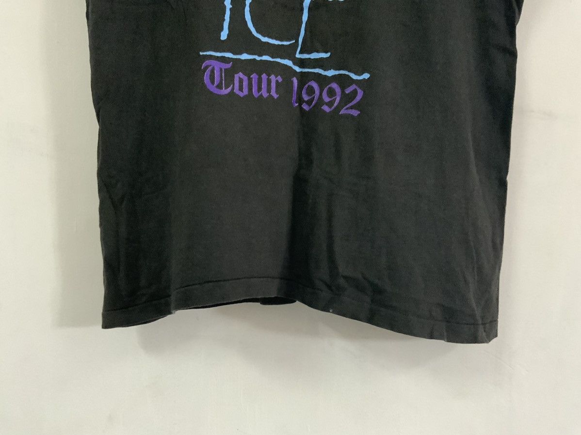 Band Tees Vintage Yngwie Malmsteen Fire & Ice Tour 1992 Tee Size US M / EU 48-50 / 2 - 13 Thumbnail