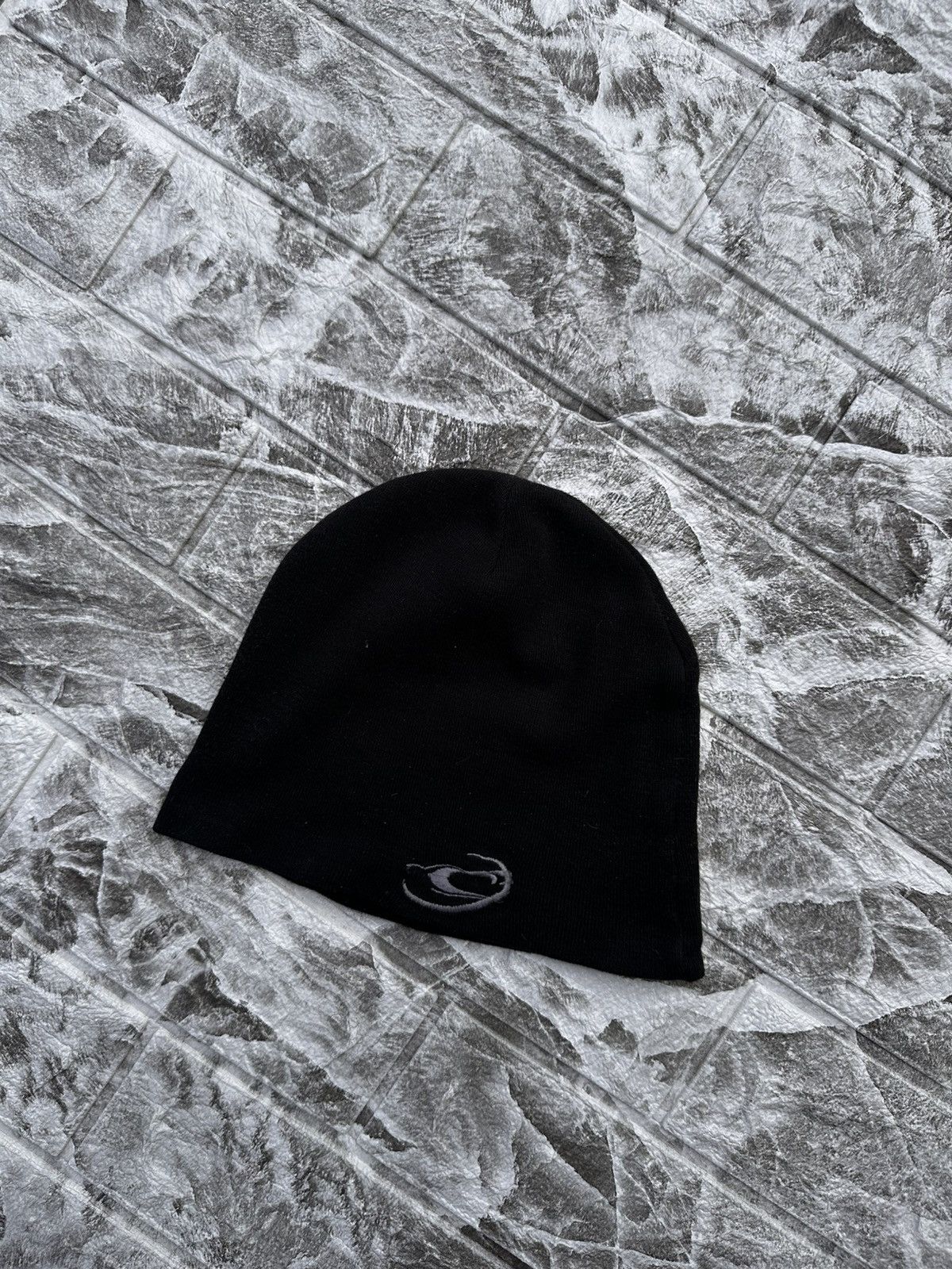 O'Neill VINTAGE 90S O’NEILL USA BEANIE SKATE SURF BLACK Y2K EDGE Size ONE SIZE - 4 Thumbnail