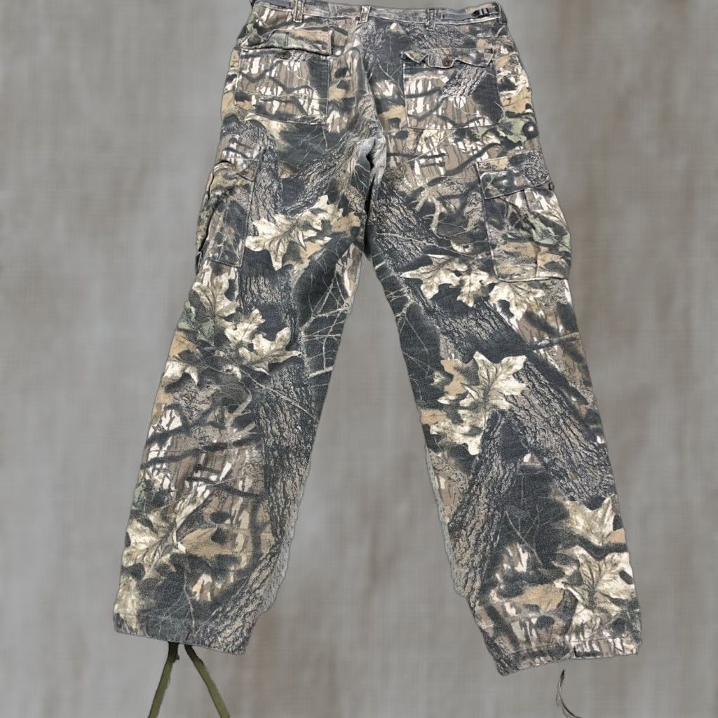 Realtree VINTAGE Realtree Camouflage Cargo Pants Men 34x31 Baggy 90s Chamois USA Cotton Canvas Brown 5-Pocket Design, Cargo, Relaxed, Straight Mens Size US 34 / EU 50 - 1 Thumbnail